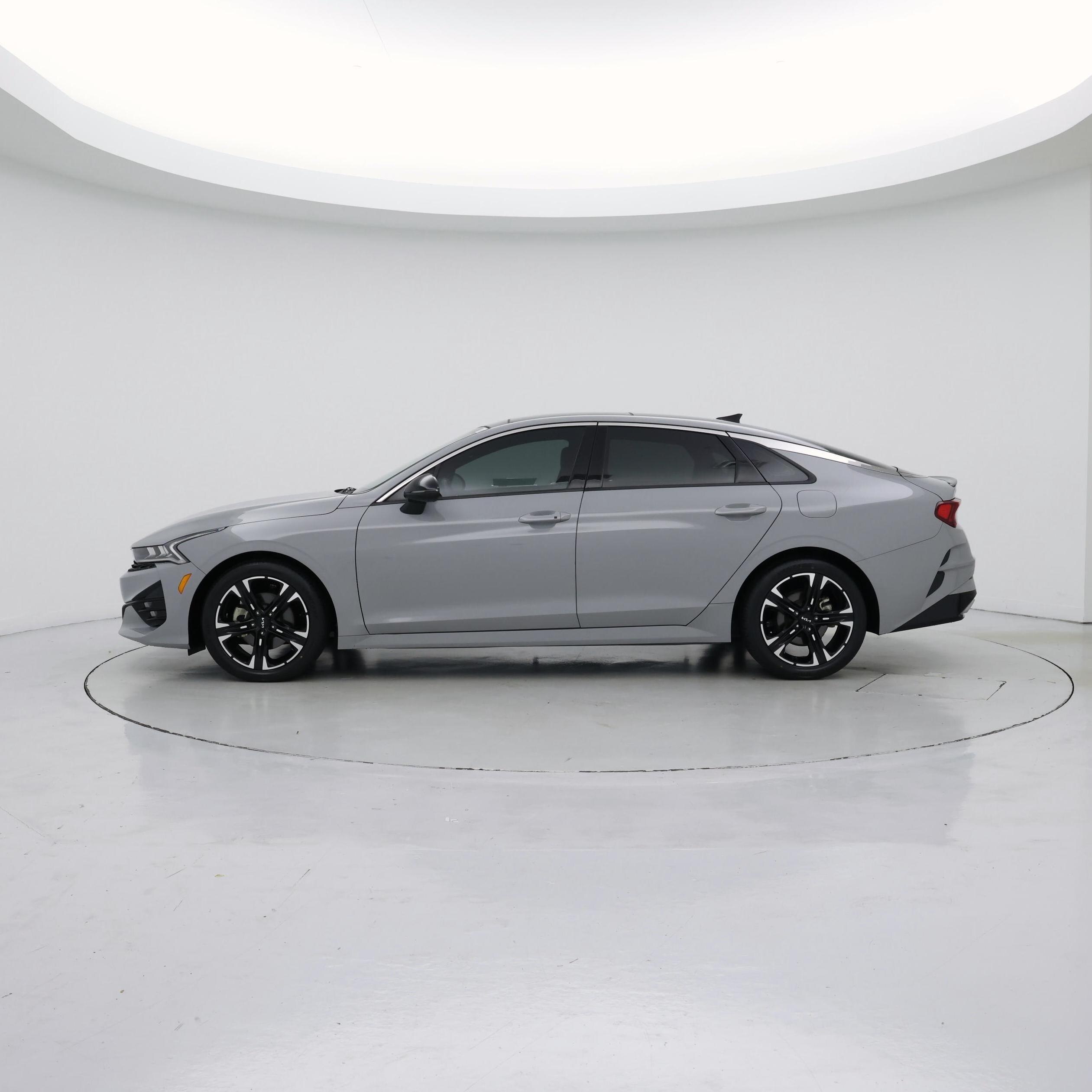 Thumbnail: 2023 Kia K5 - 3