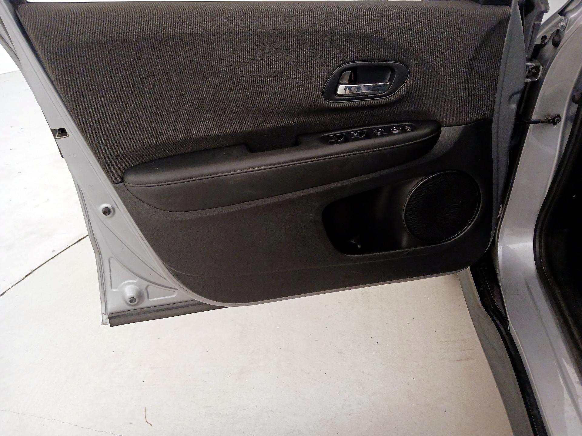 Thumbnail: 2020 Honda HR-V - 12