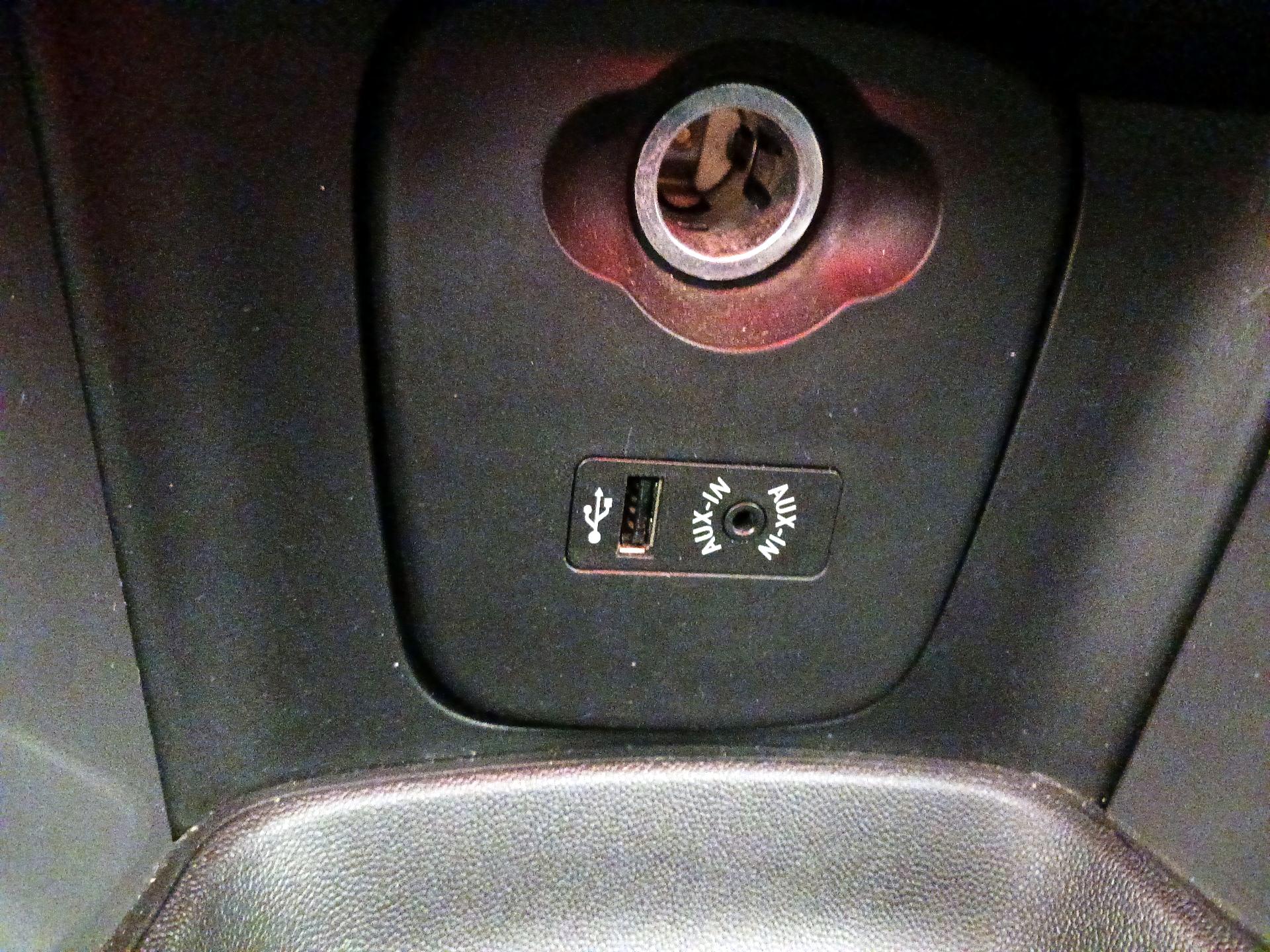 Thumbnail: 2017 MINI Cooper Hardtop - 17