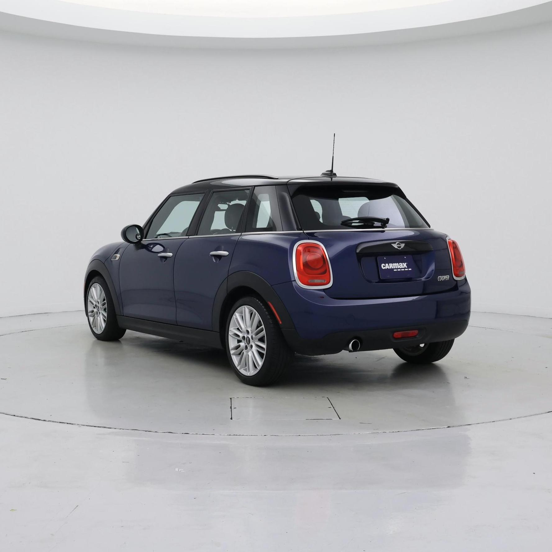 Thumbnail: 2017 MINI Cooper Hardtop - 2