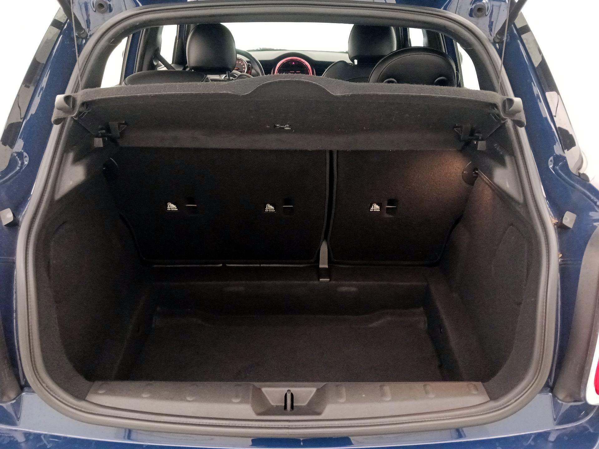 Thumbnail: 2017 MINI Cooper Hardtop - 20