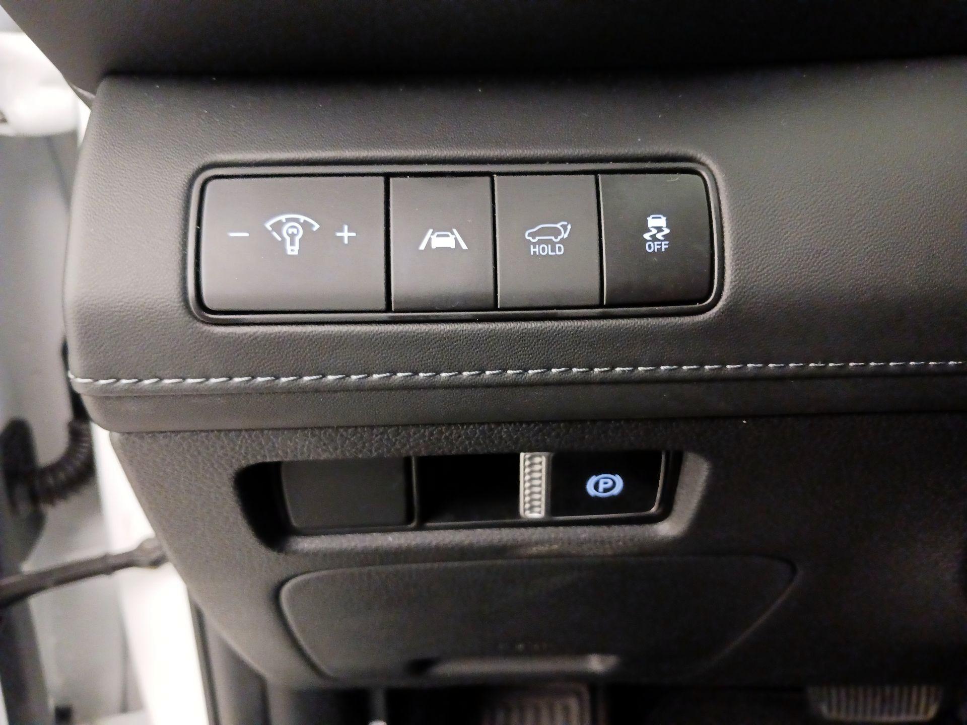 Thumbnail: 2022 Hyundai Santa Fe - 13