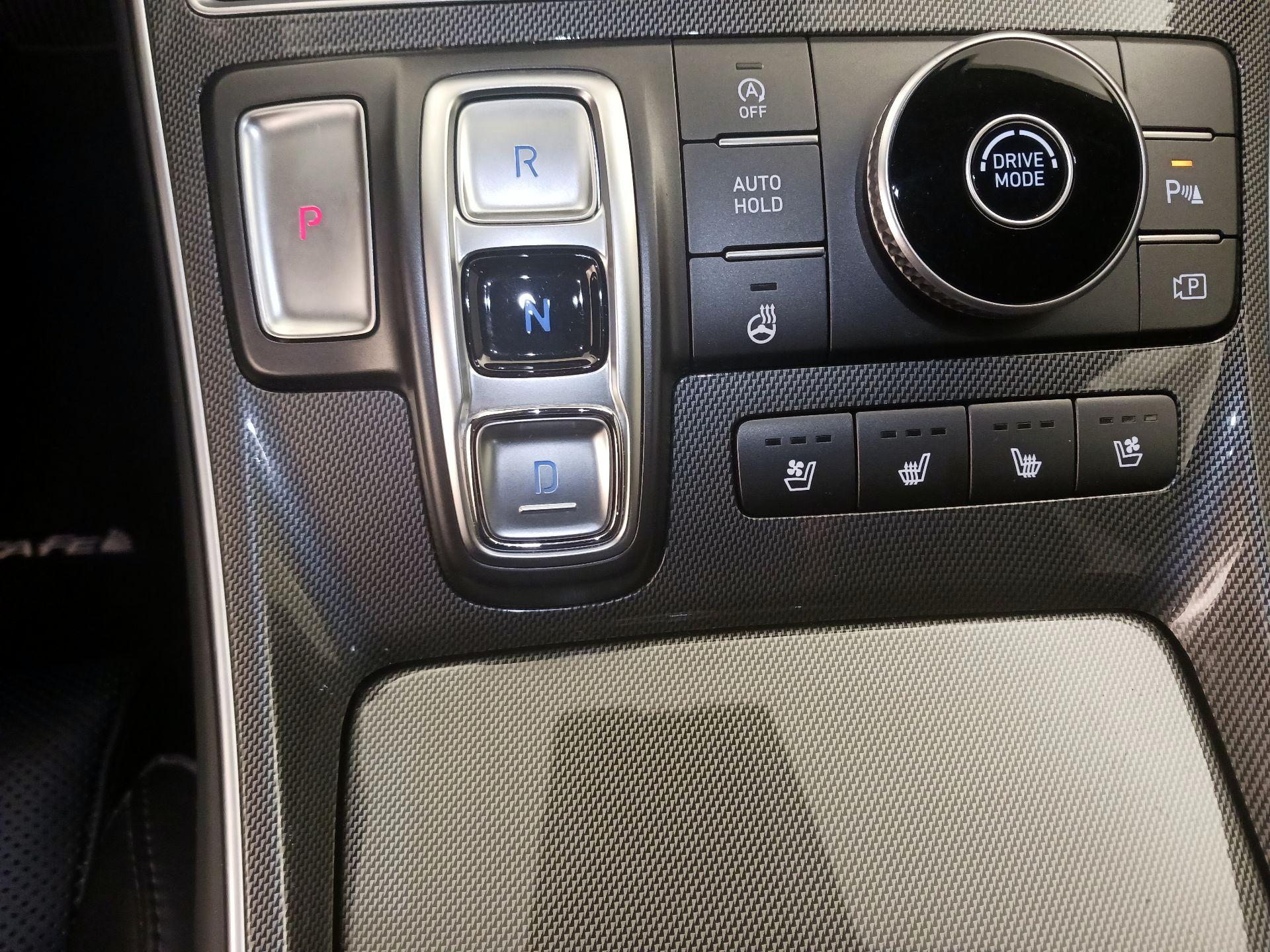 Thumbnail: 2022 Hyundai Santa Fe - 18