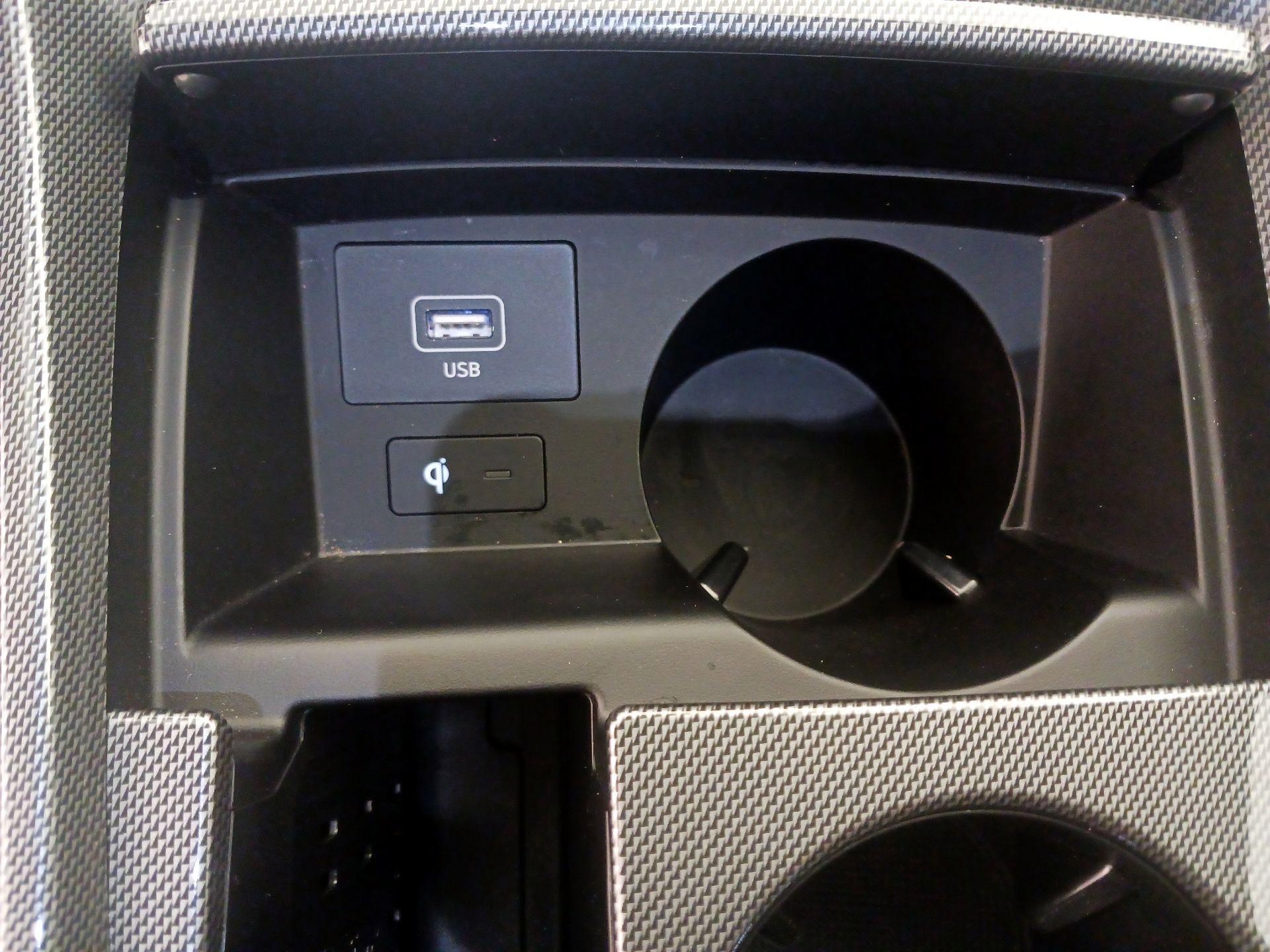 Thumbnail: 2022 Hyundai Santa Fe - 19