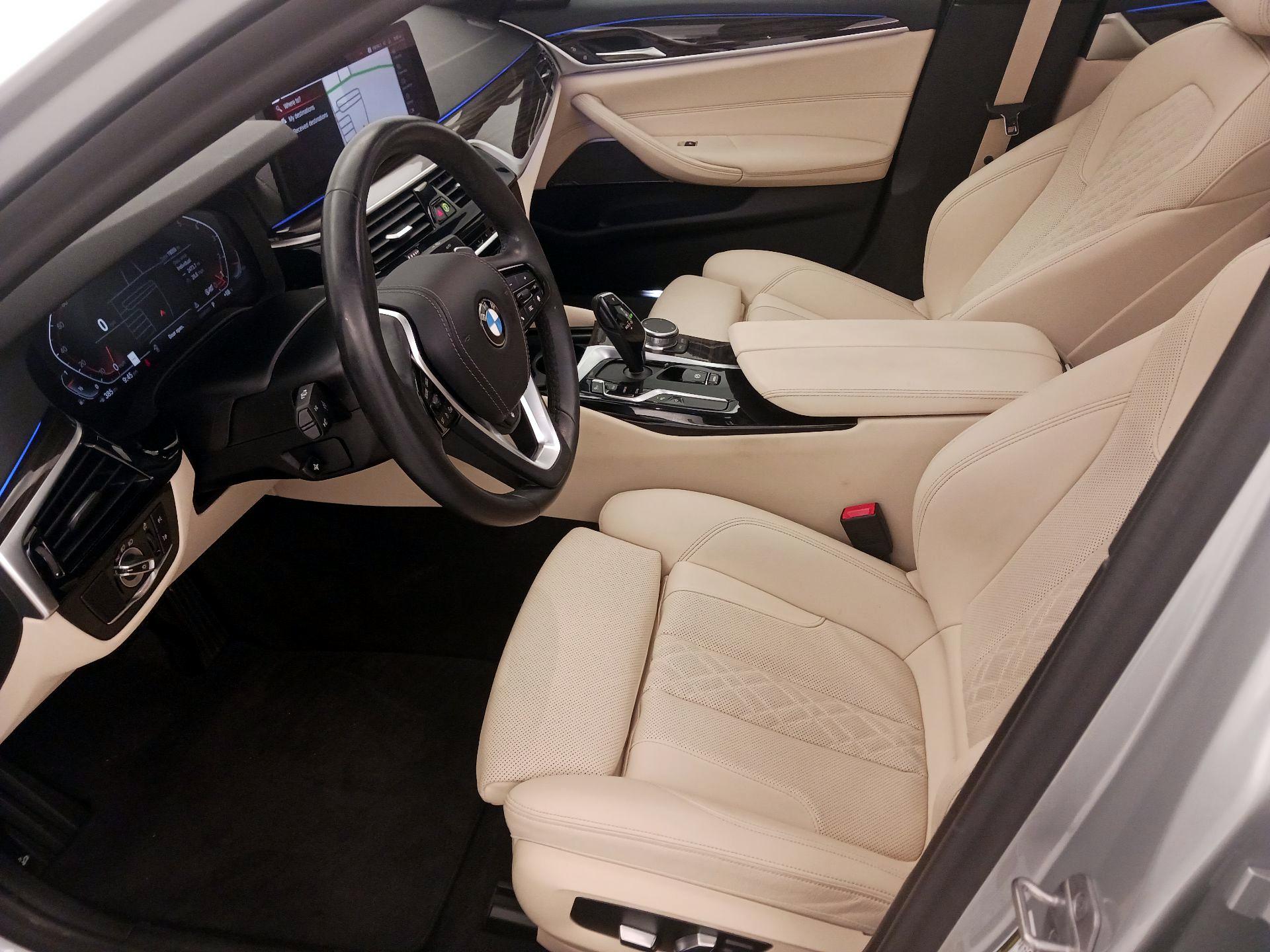 Thumbnail: 2021 BMW 5 Series - 11