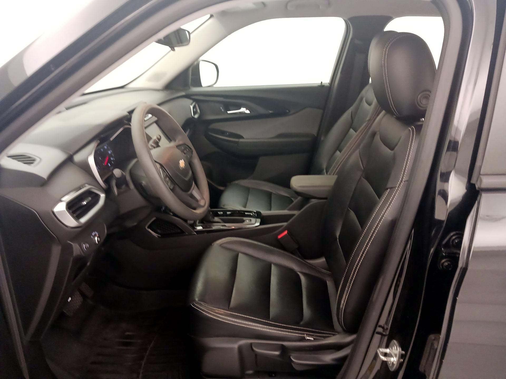 Thumbnail: 2021 Chevrolet TrailBlazer - 11