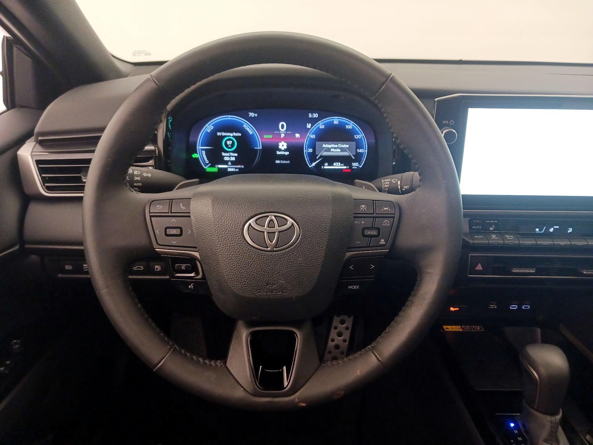 Thumbnail: 2025 Toyota Camry - 10