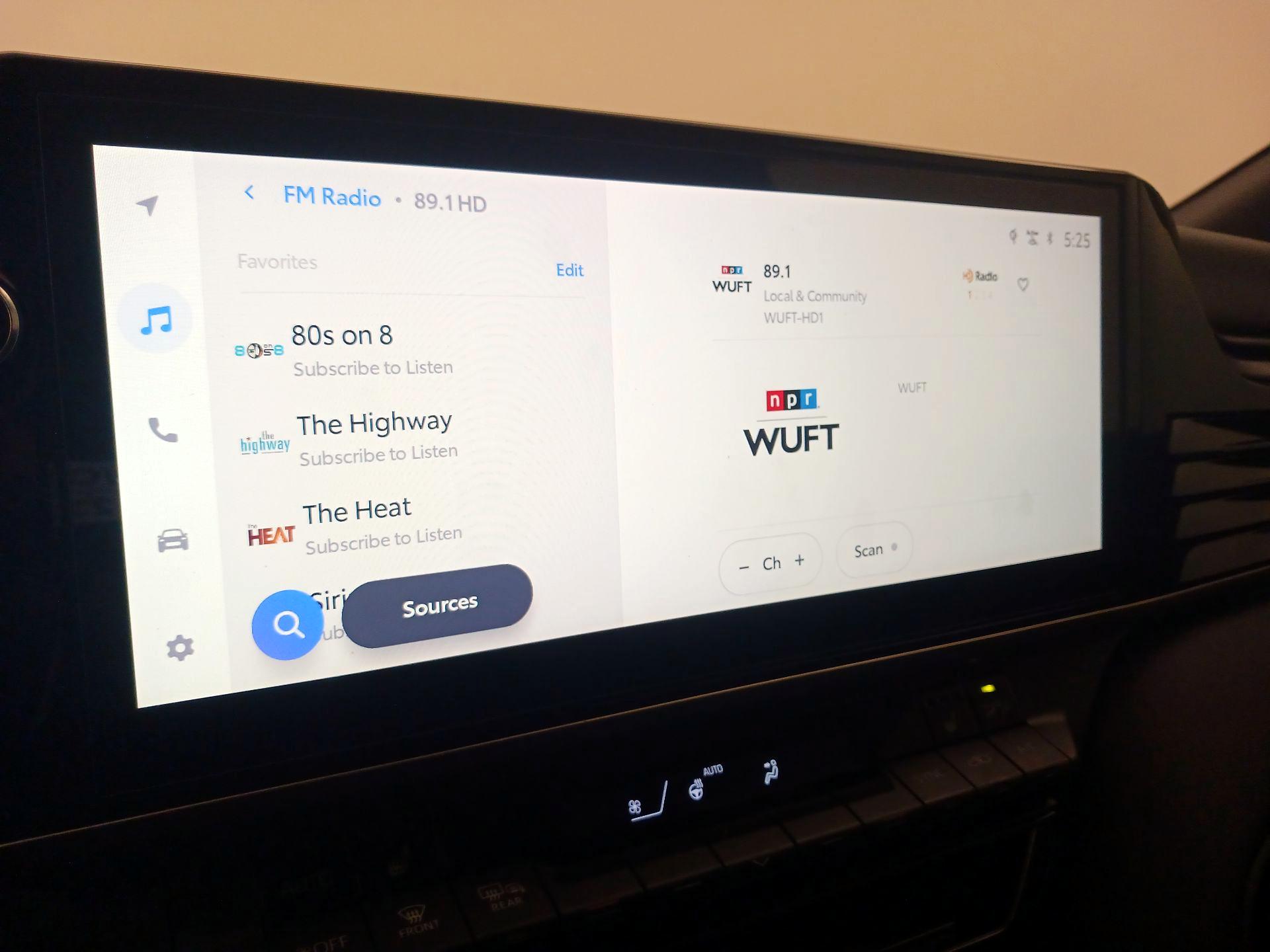 Thumbnail: 2025 Toyota Camry - 15