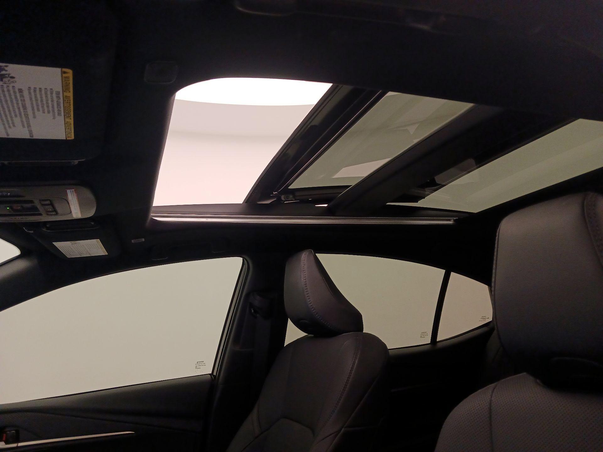 Thumbnail: 2025 Toyota Camry - 19