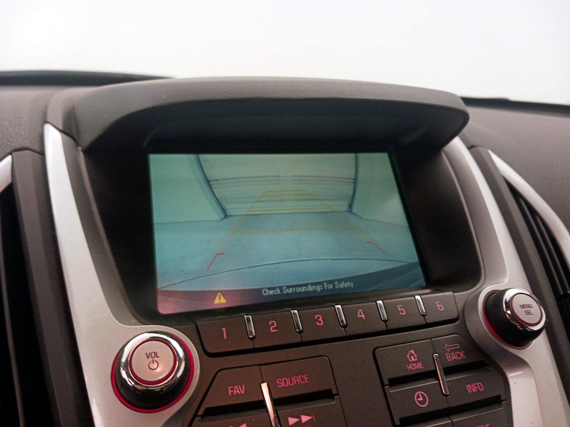 Thumbnail: 2015 GMC Terrain - 13