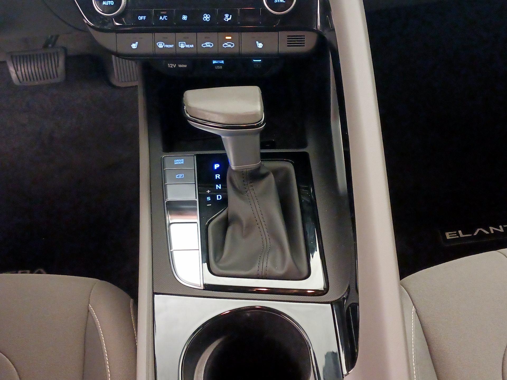 Thumbnail: 2024 Hyundai Elantra - 18