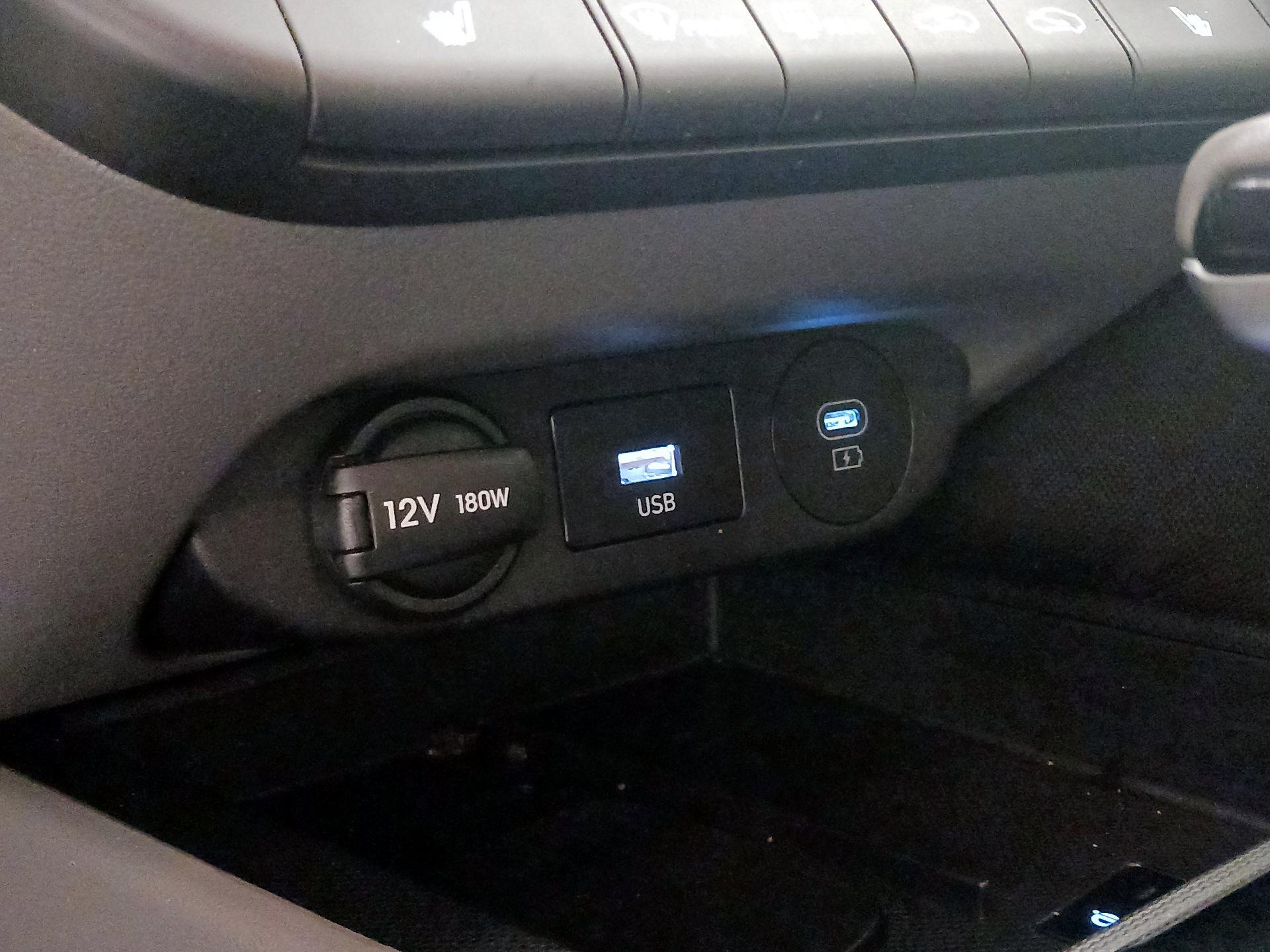 Thumbnail: 2024 Hyundai Elantra - 19