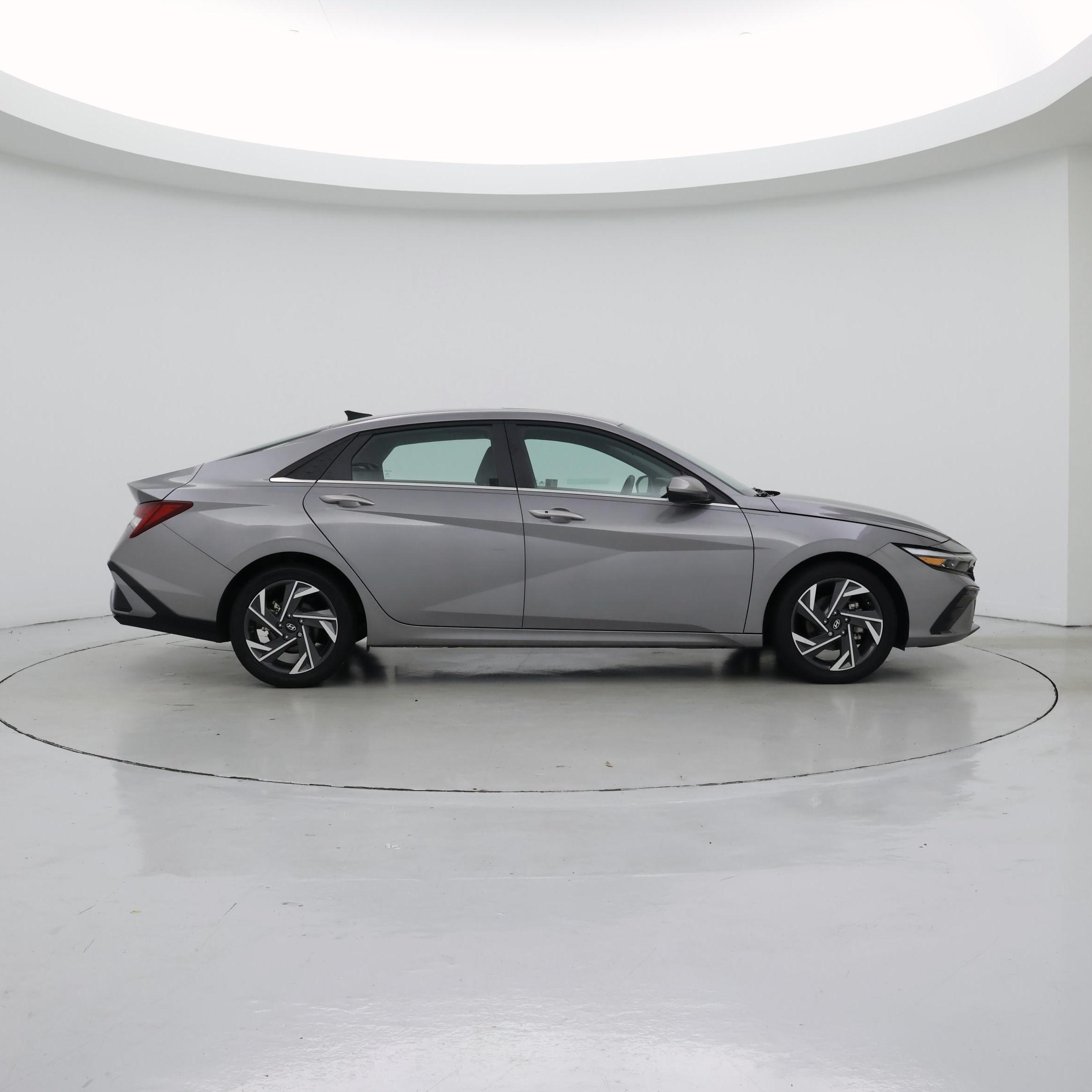 Thumbnail: 2024 Hyundai Elantra - 7