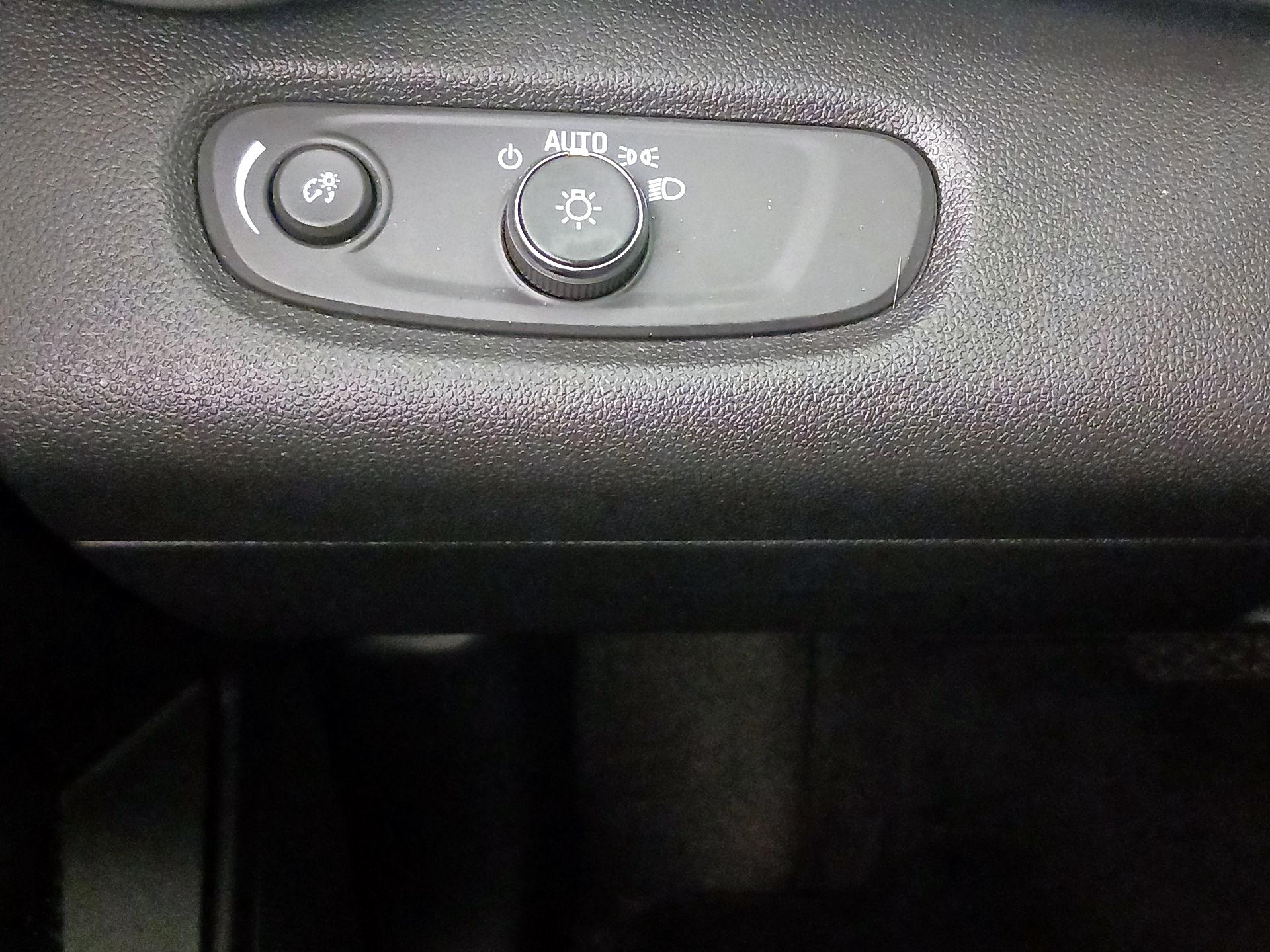 Thumbnail: 2024 Chevrolet Trax - 13