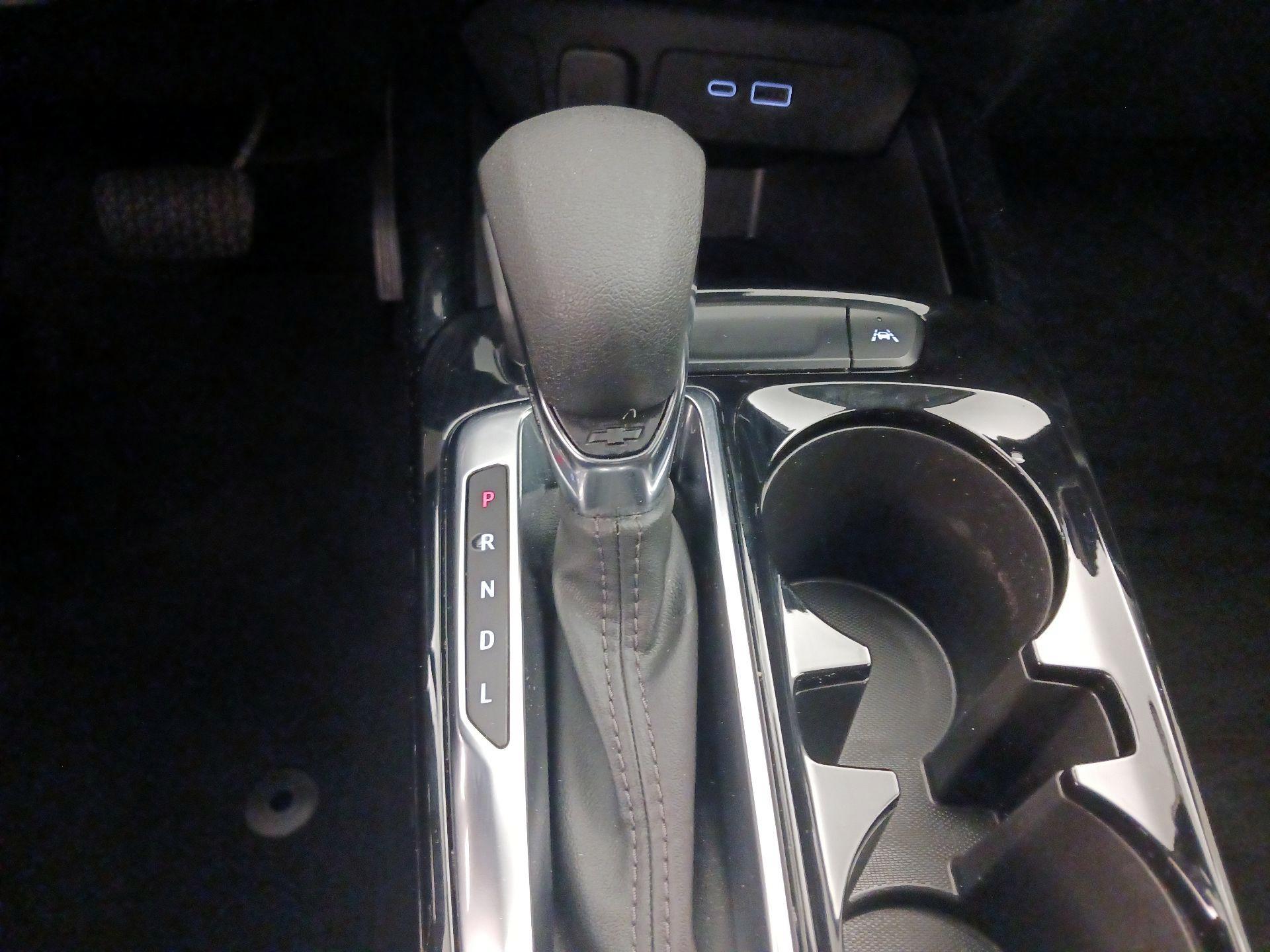 Thumbnail: 2024 Chevrolet Trax - 17