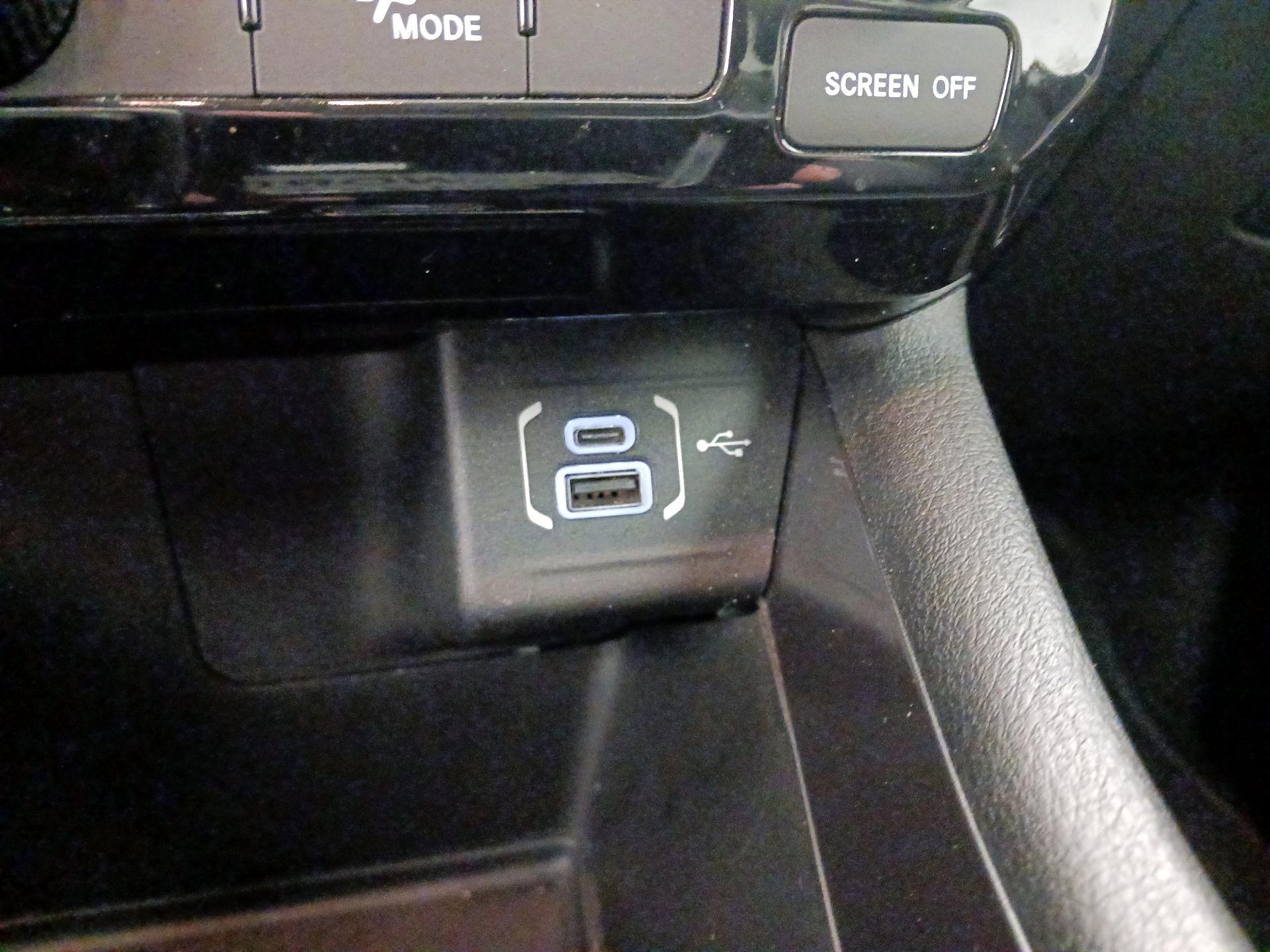 Thumbnail: 2022 Jeep Compass - 18