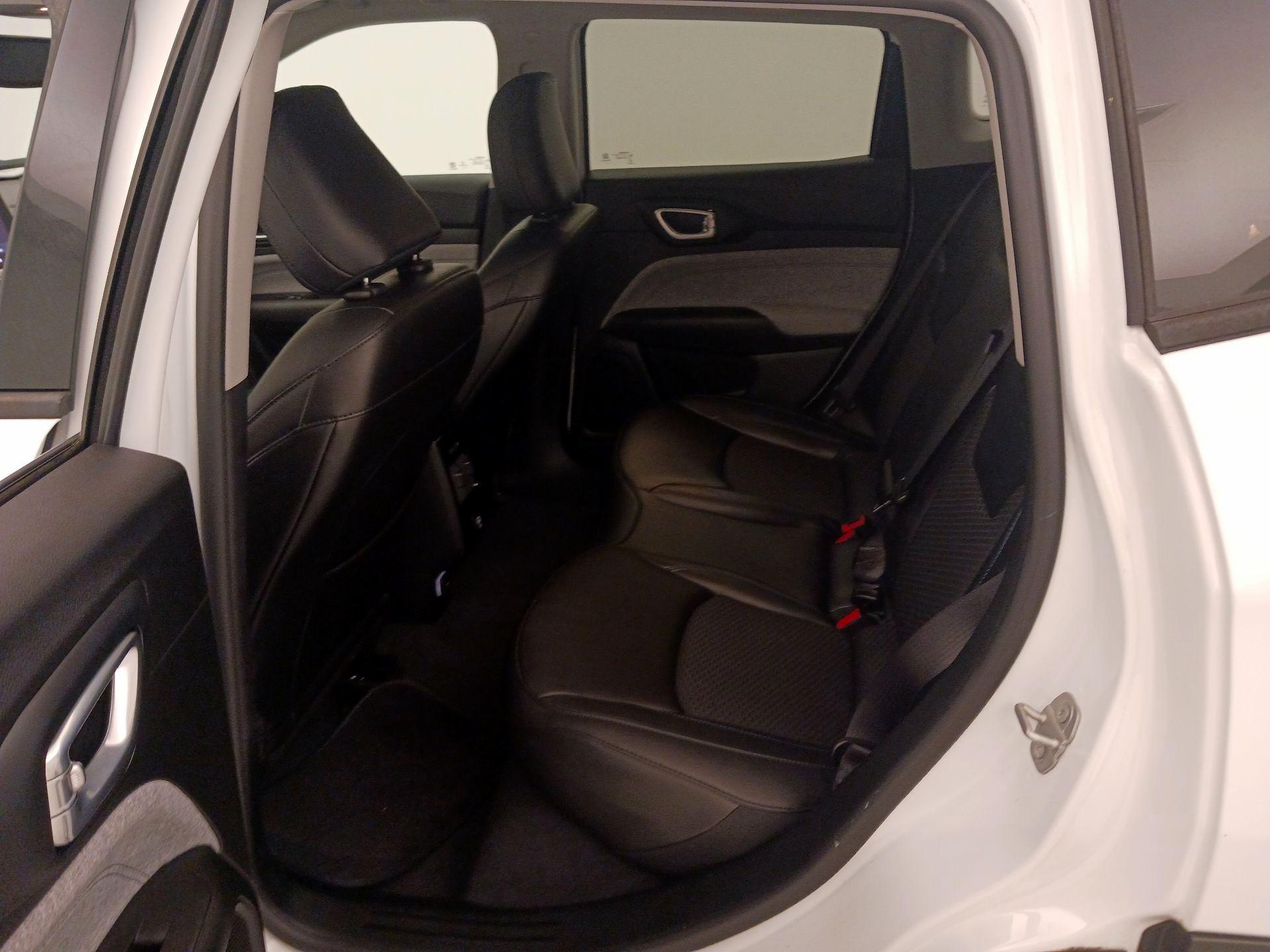 Thumbnail: 2022 Jeep Compass - 19