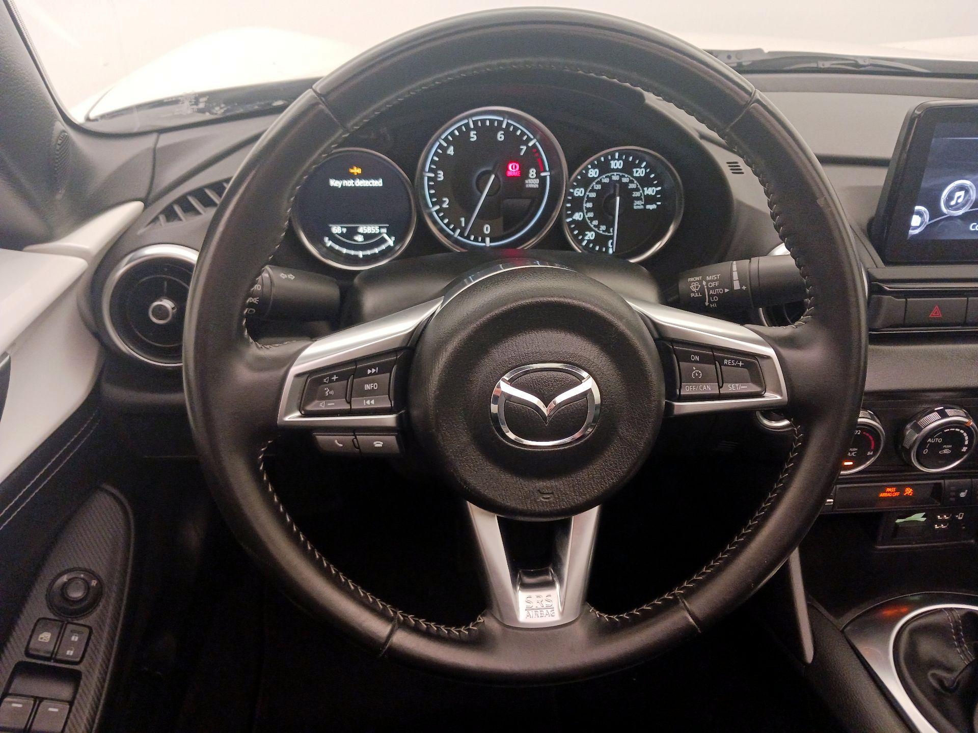 Thumbnail: 2021 Mazda MX-5 Miata - 10