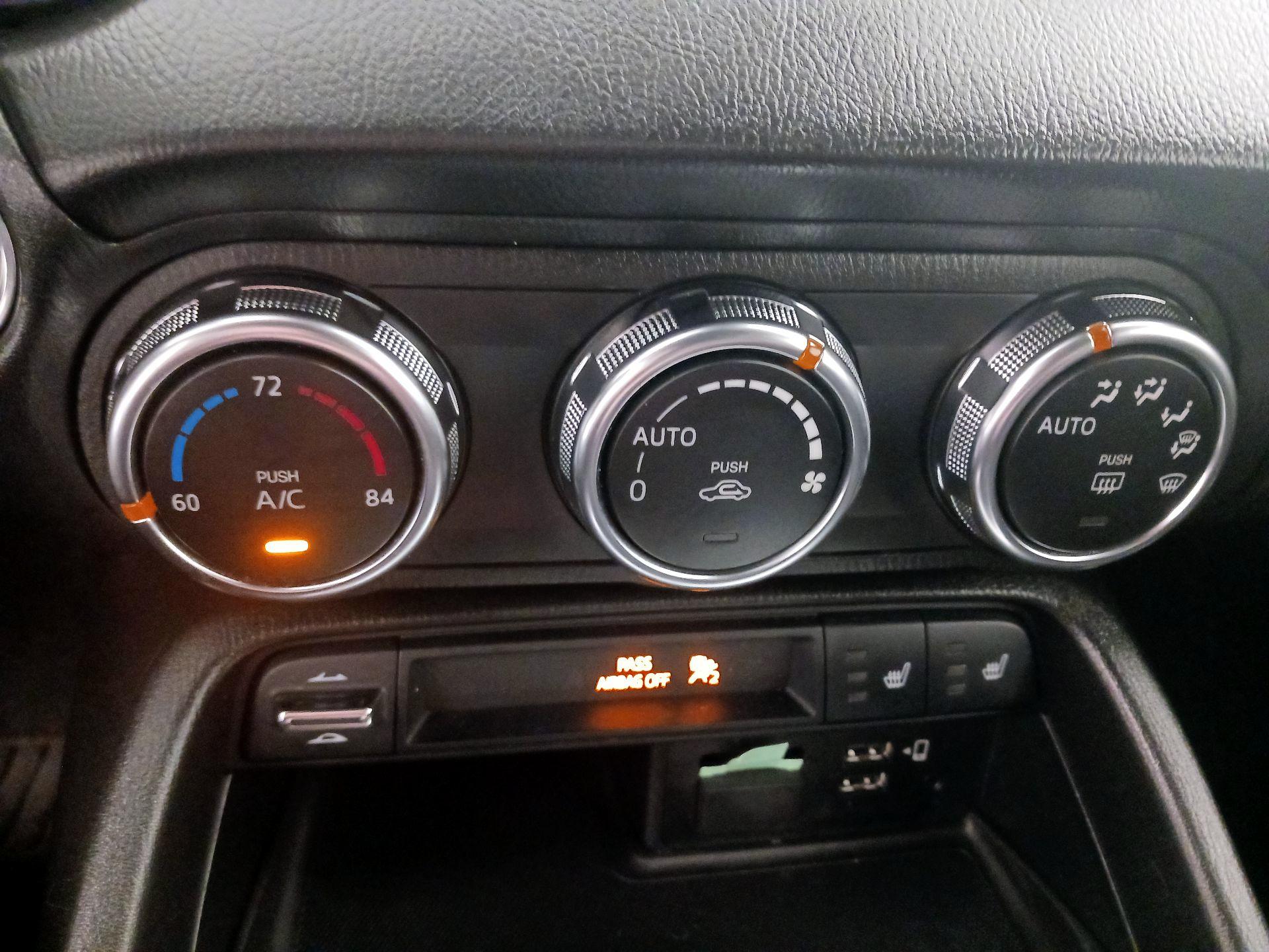 Thumbnail: 2021 Mazda MX-5 Miata - 16