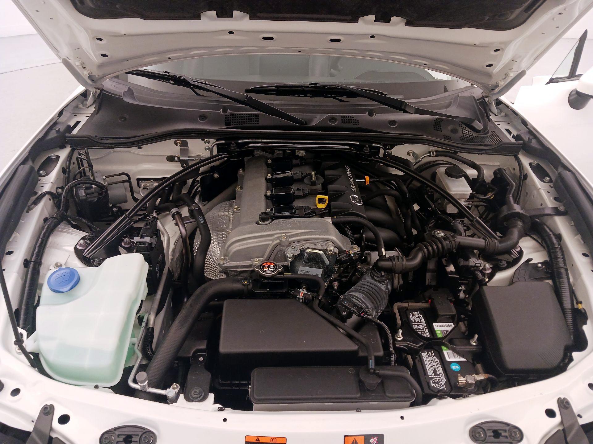 Thumbnail: 2021 Mazda MX-5 Miata - 20