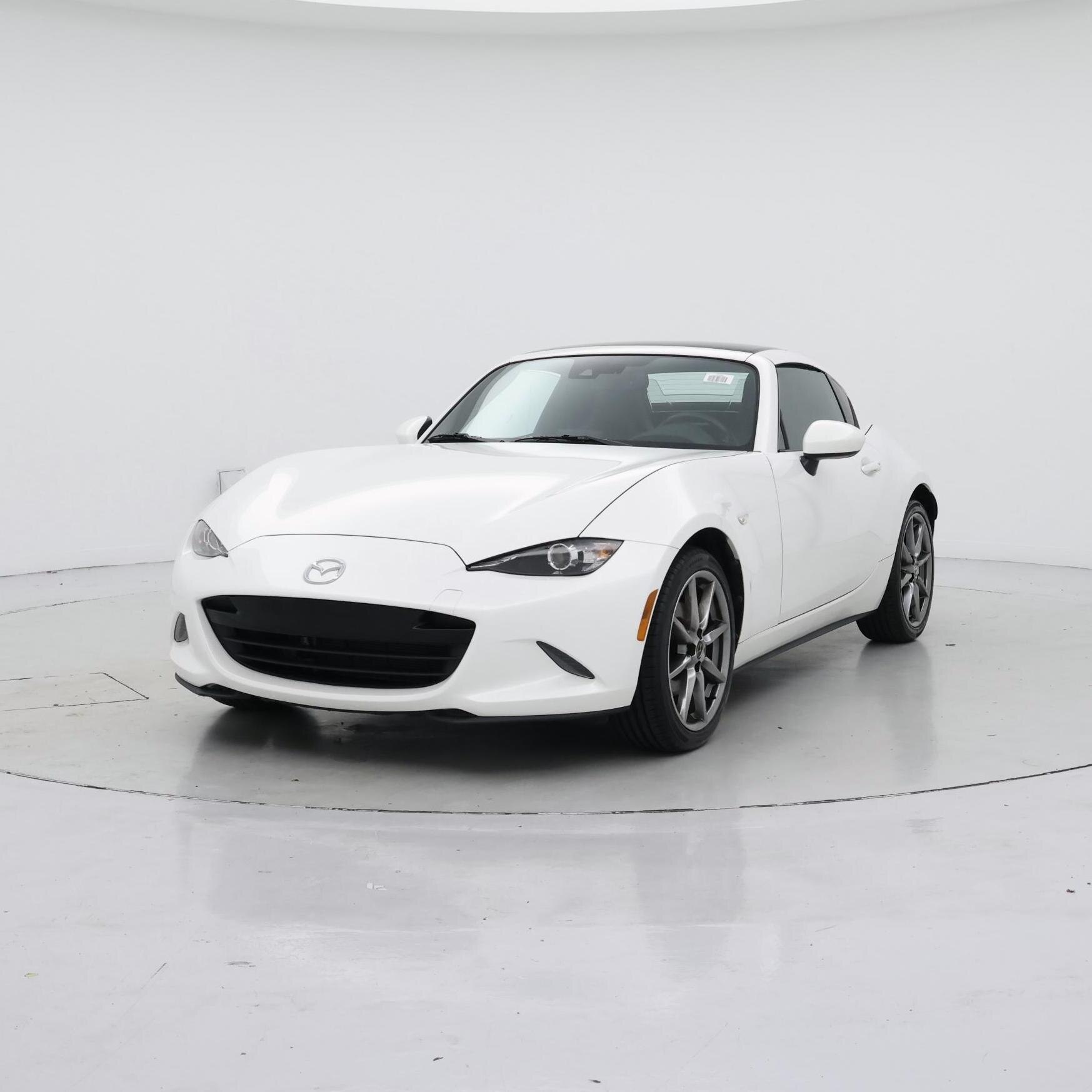 Thumbnail: 2021 Mazda MX-5 Miata - 4