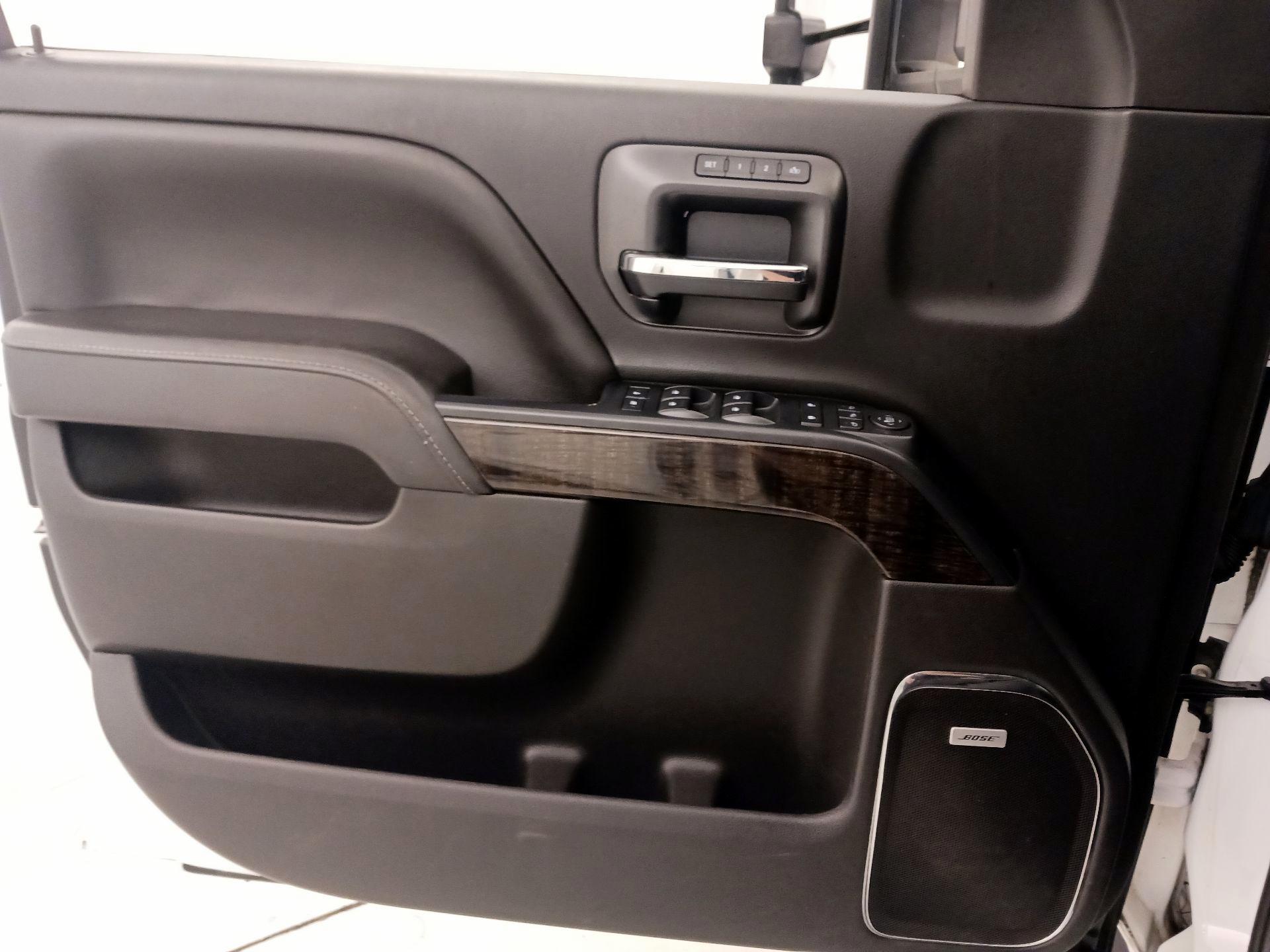 Thumbnail: 2015 GMC Sierra 2500 - 12