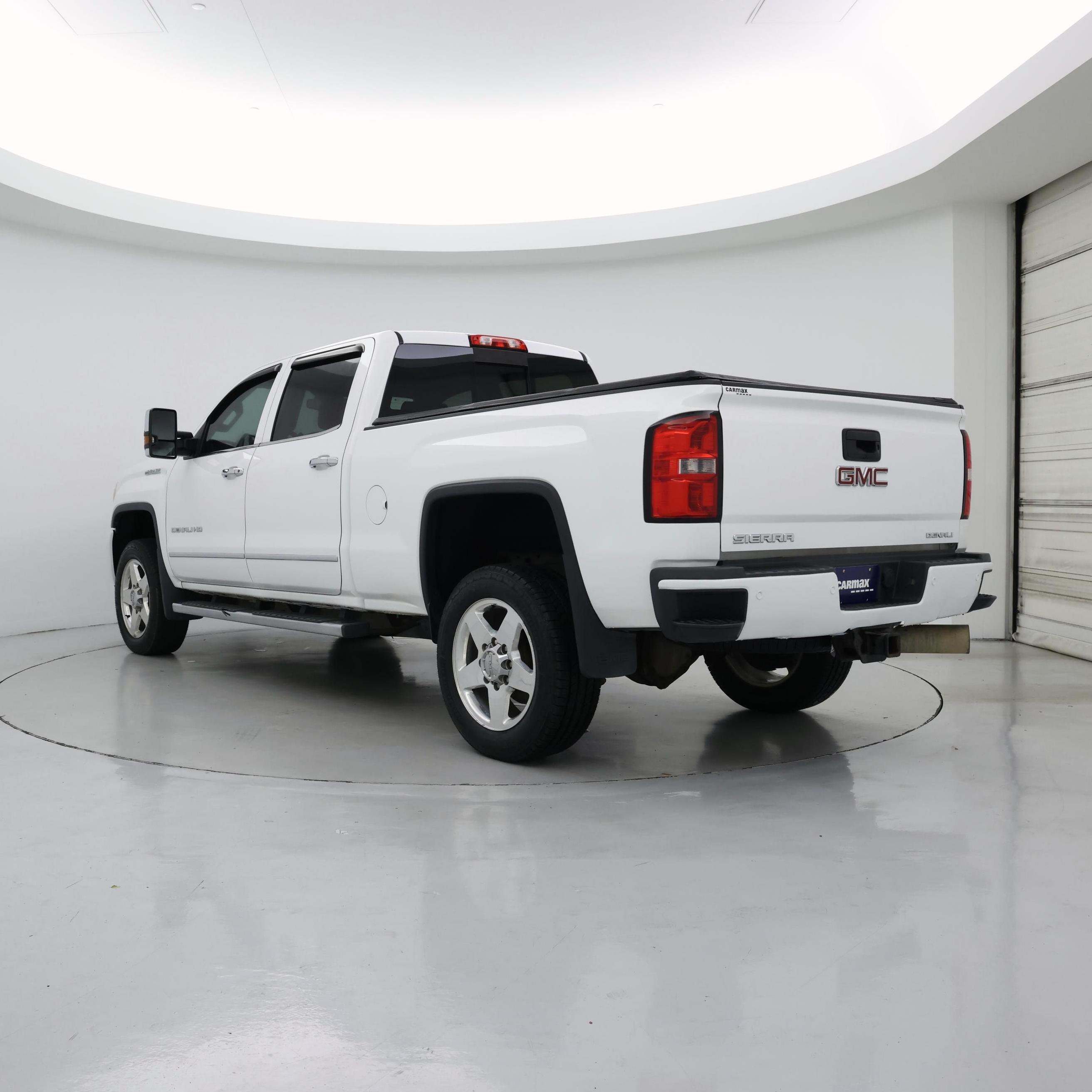 Thumbnail: 2015 GMC Sierra 2500 - 2