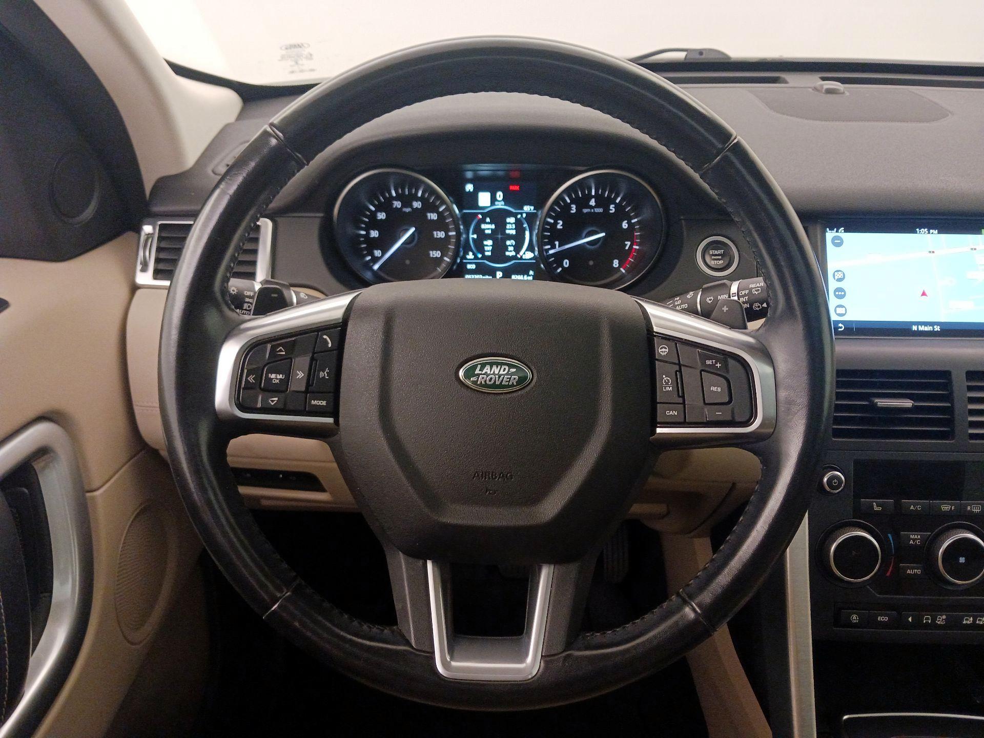 Thumbnail: 2018 Land Rover Discovery Sport - 10
