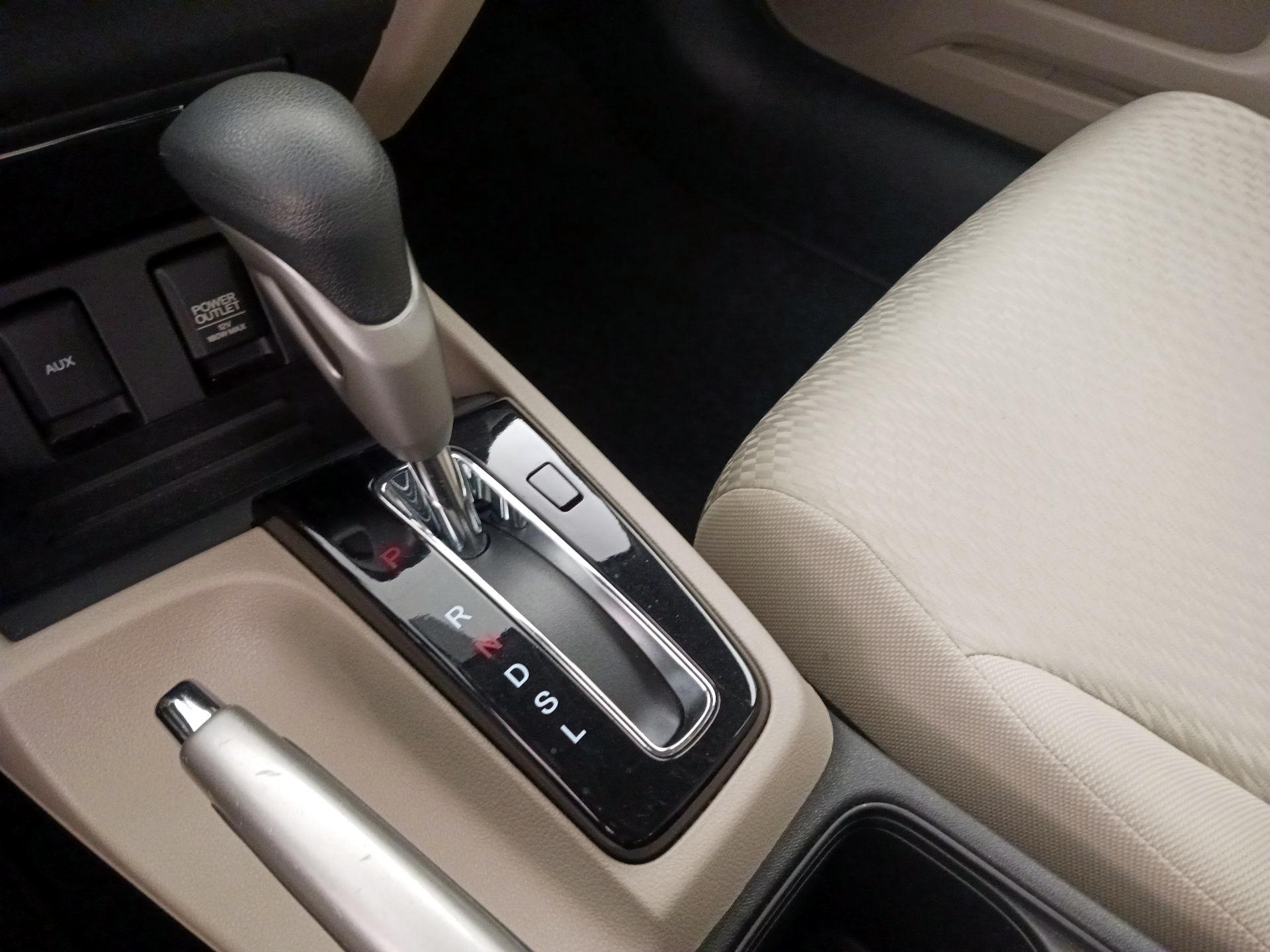 Thumbnail: 2015 Honda Civic - 17