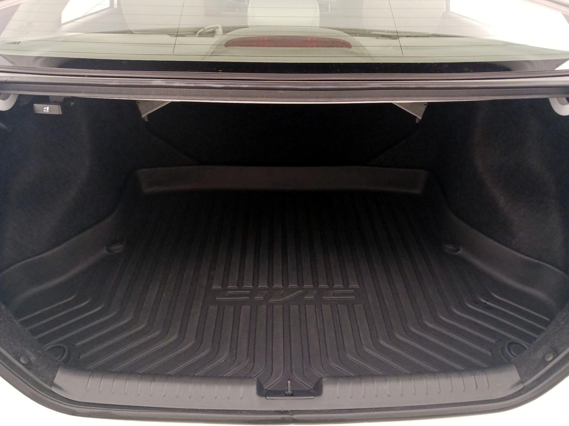 Thumbnail: 2015 Honda Civic - 20