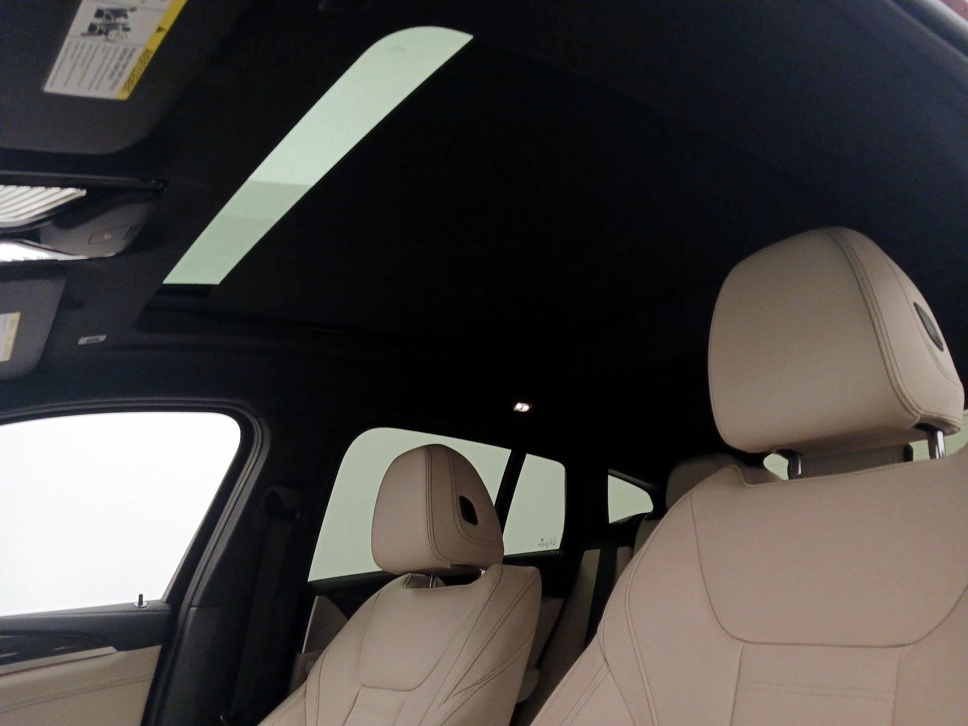 Thumbnail: 2024 BMW X4 - 20