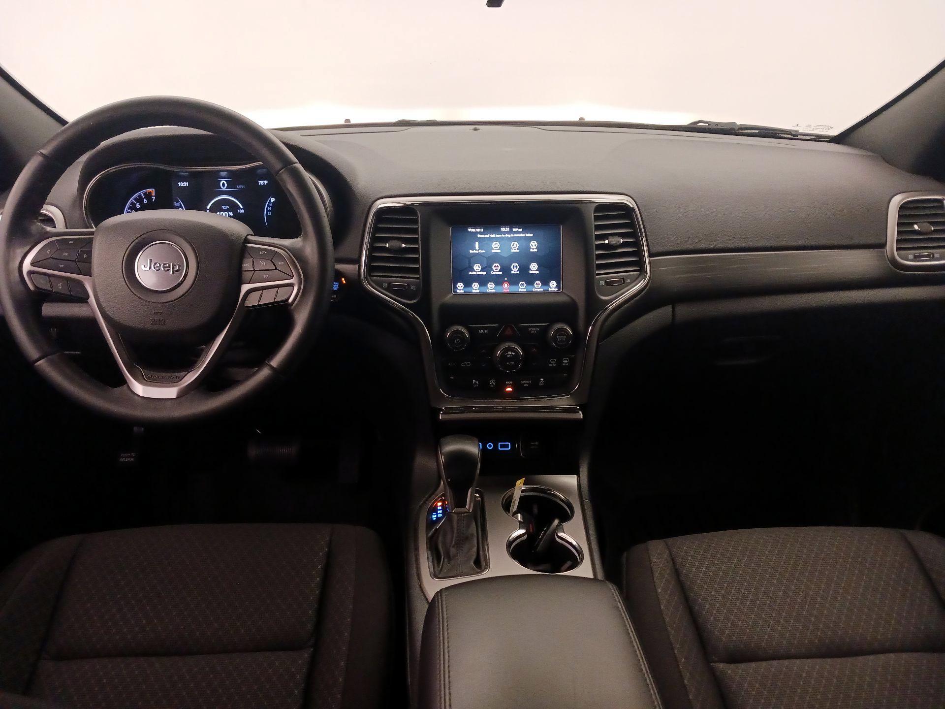 Thumbnail: 2020 Jeep Grand Cherokee - 9