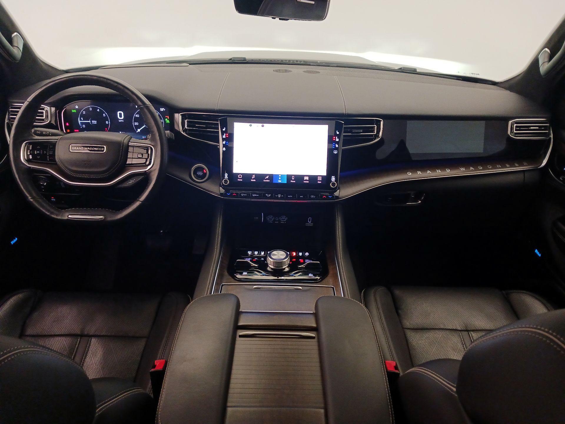 Thumbnail: 2022 Jeep Grand Wagoneer - 9