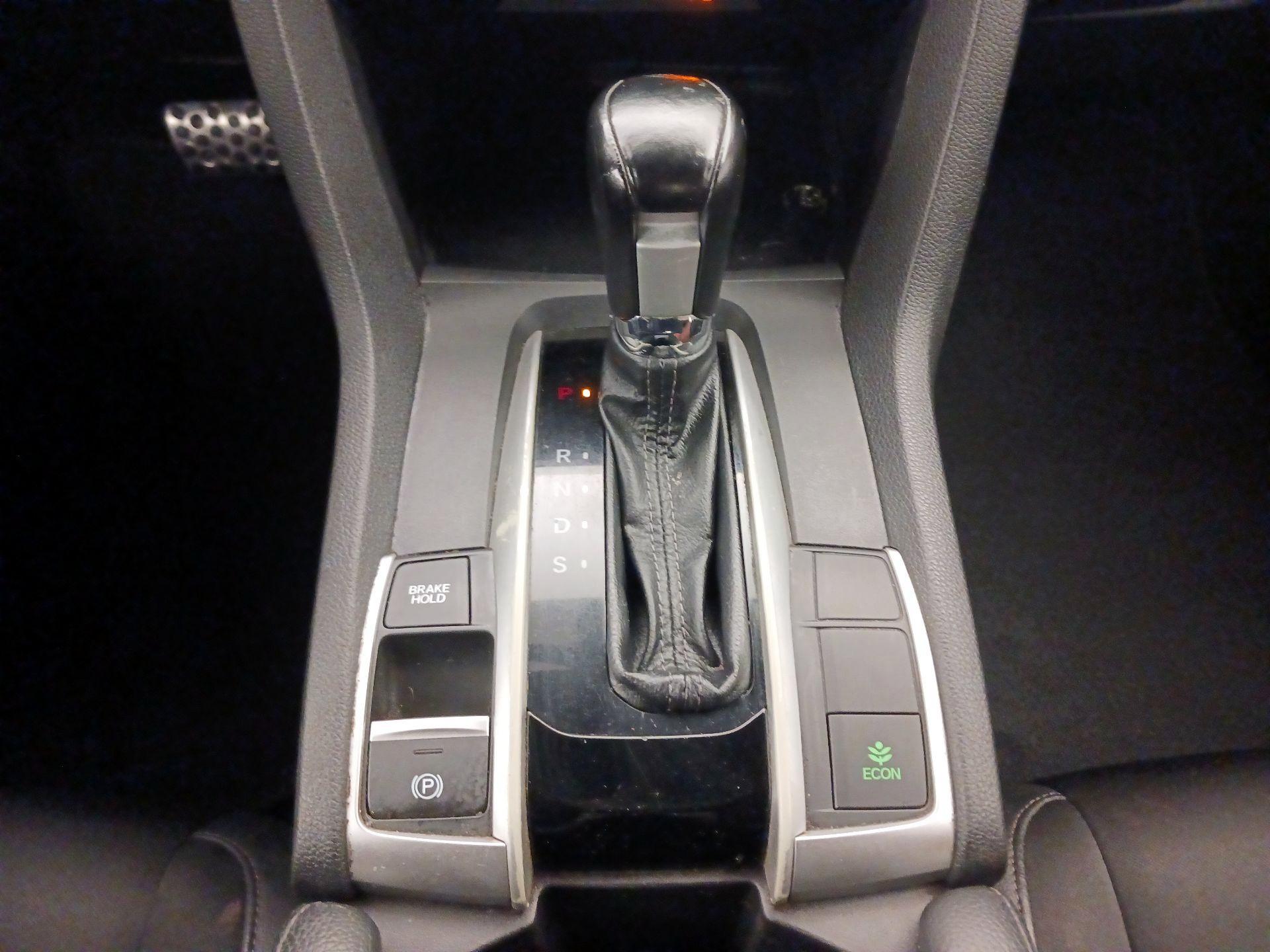 Thumbnail: 2019 Honda Civic - 17