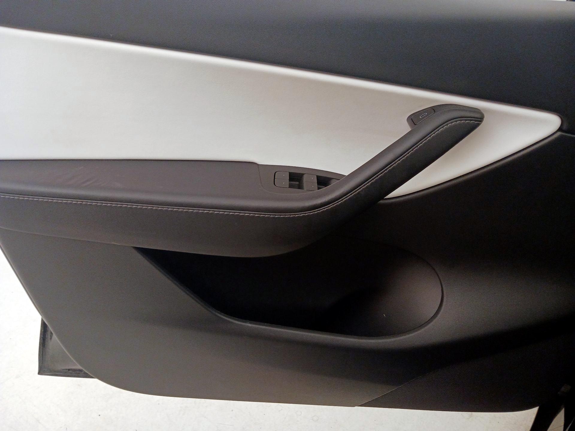 Thumbnail: 2022 Tesla Model Y - 12