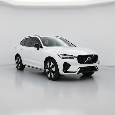 2024 Volvo XC60 Recharge PHEV T8 Plus Dark Theme