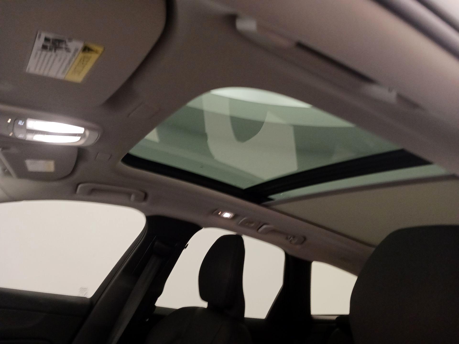 Thumbnail: 2024 Volvo XC60 - 20