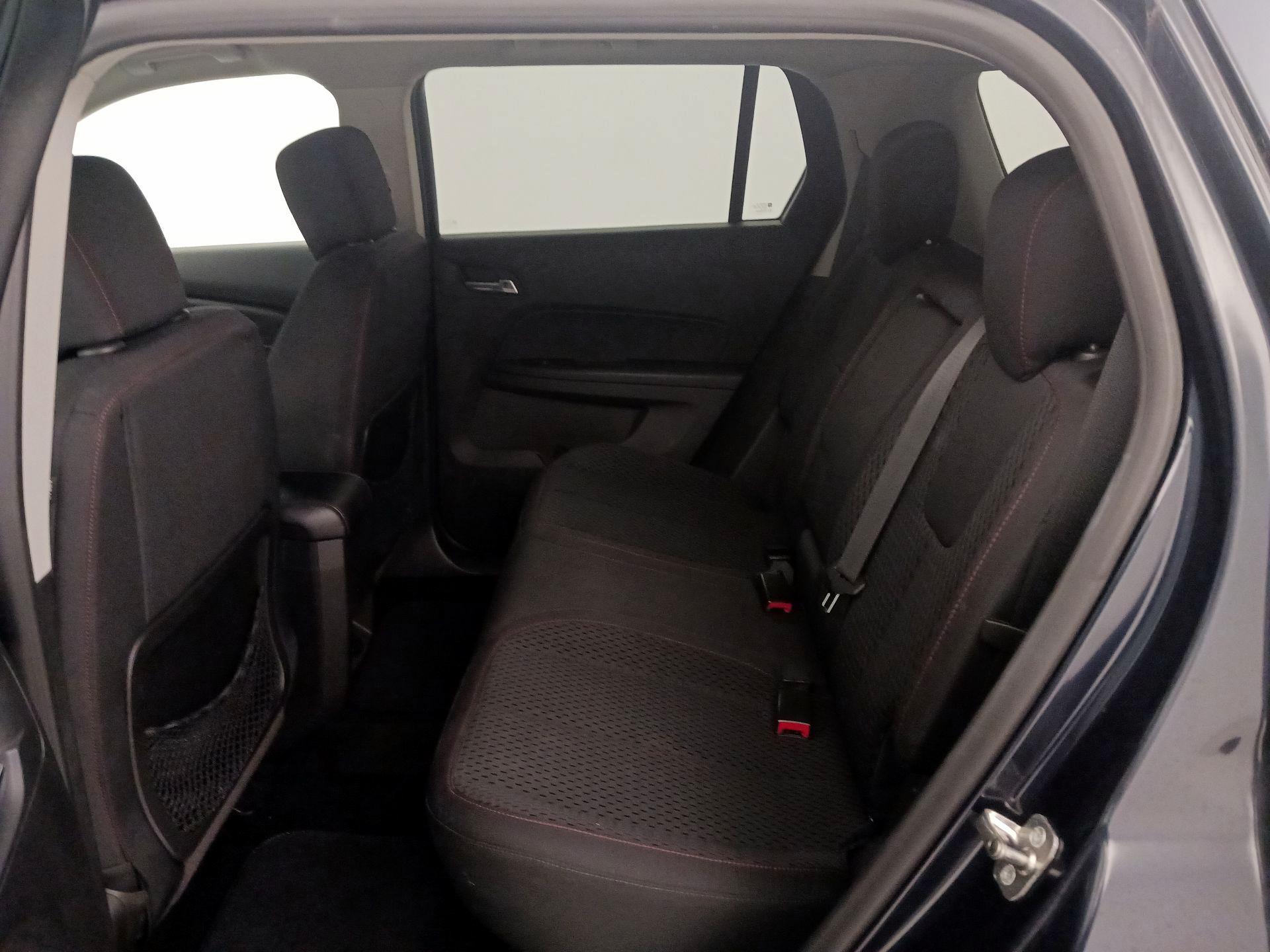 Thumbnail: 2015 GMC Terrain - 18