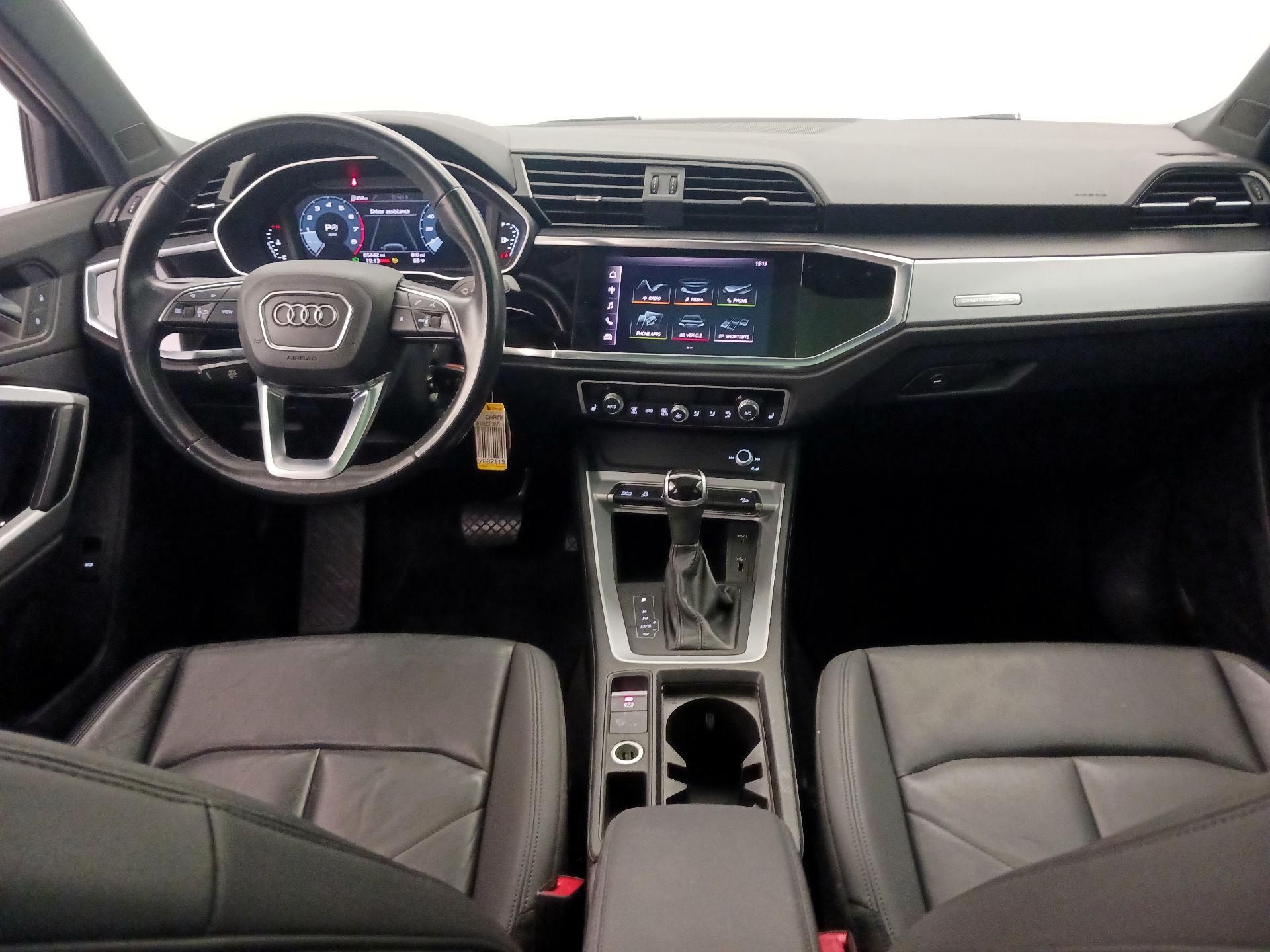 Thumbnail: 2021 Audi Q3 - 9