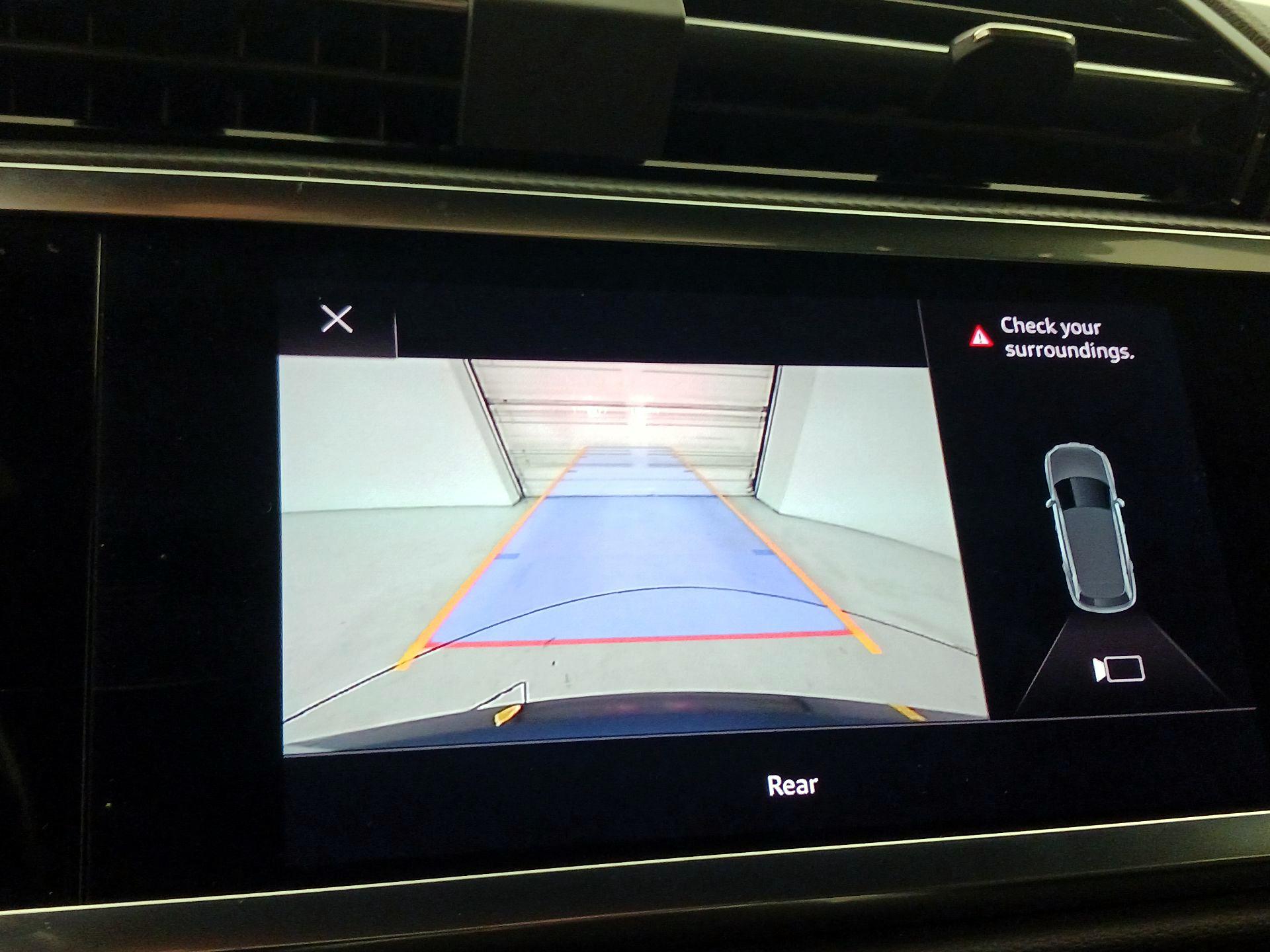 Thumbnail: 2021 Audi Q3 - 14