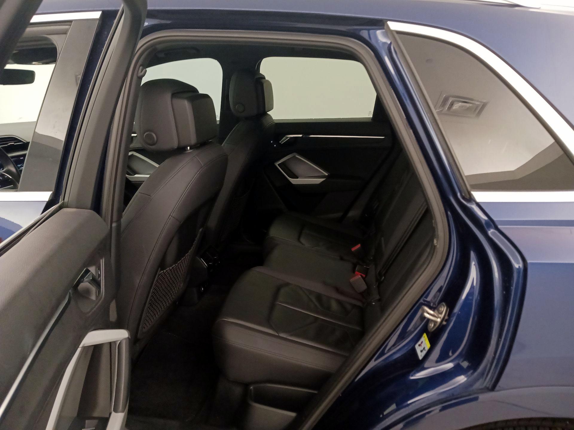 Thumbnail: 2021 Audi Q3 - 20