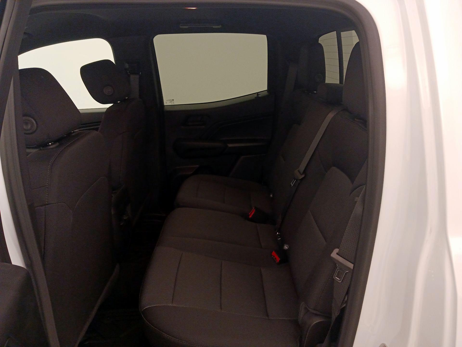 Thumbnail: 2024 Chevrolet Colorado - 19