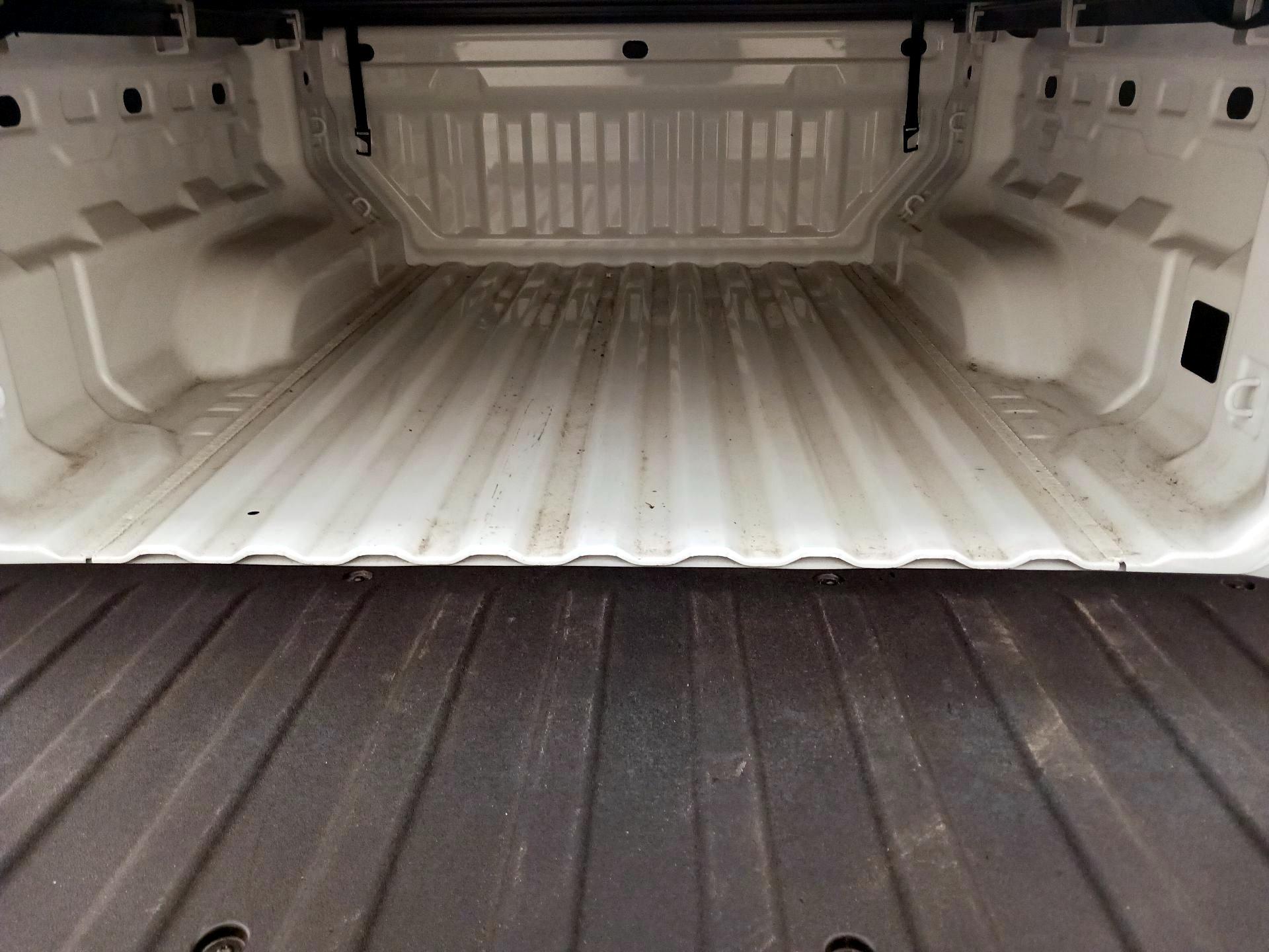 Thumbnail: 2024 Chevrolet Colorado - 20