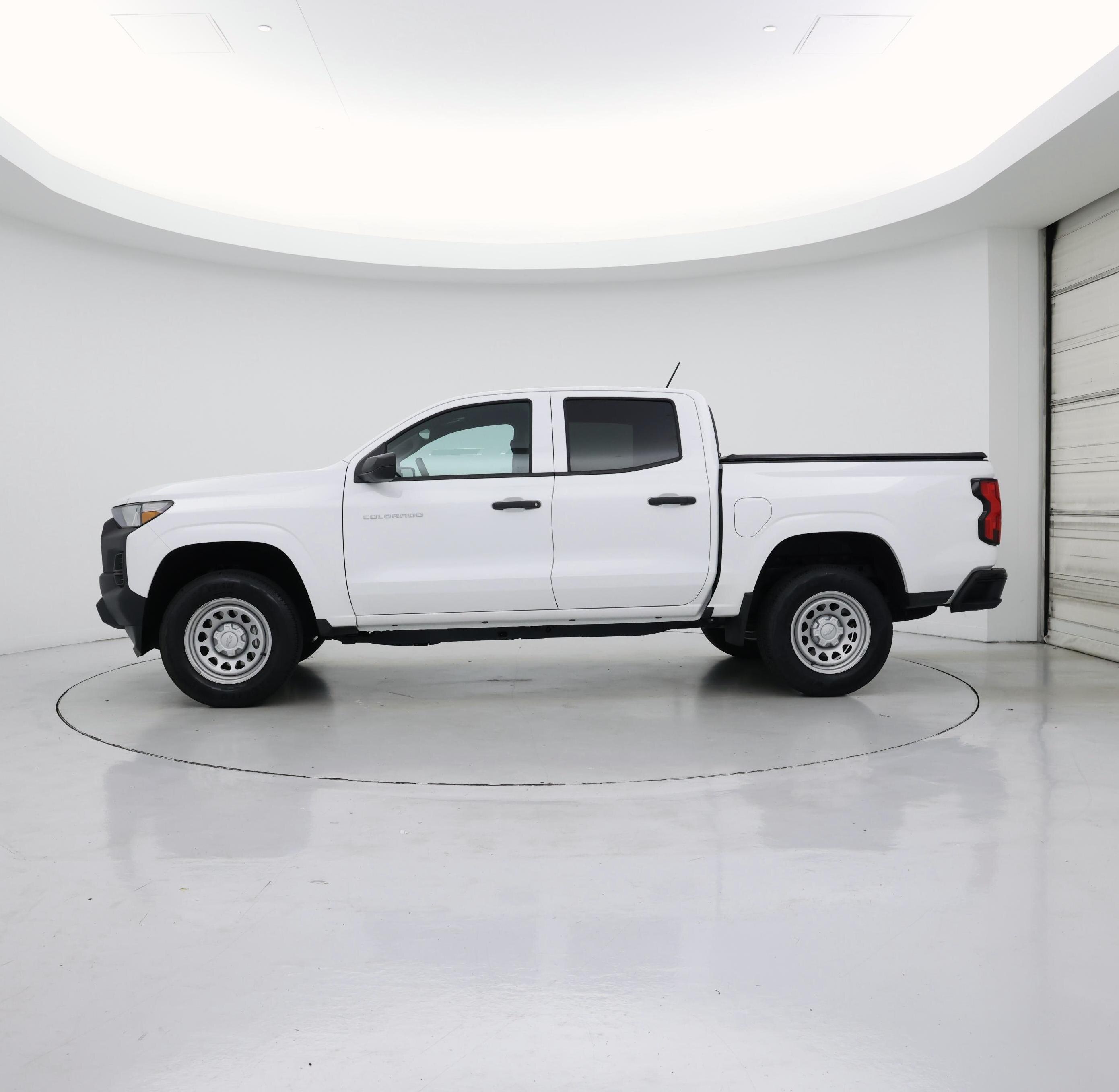 Thumbnail: 2024 Chevrolet Colorado - 3