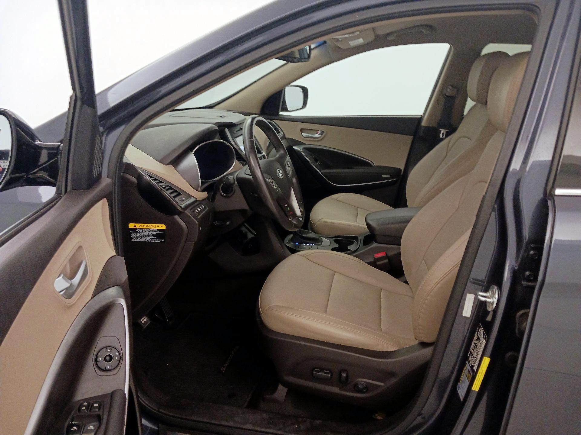 Thumbnail: 2017 Hyundai Santa Fe - 11