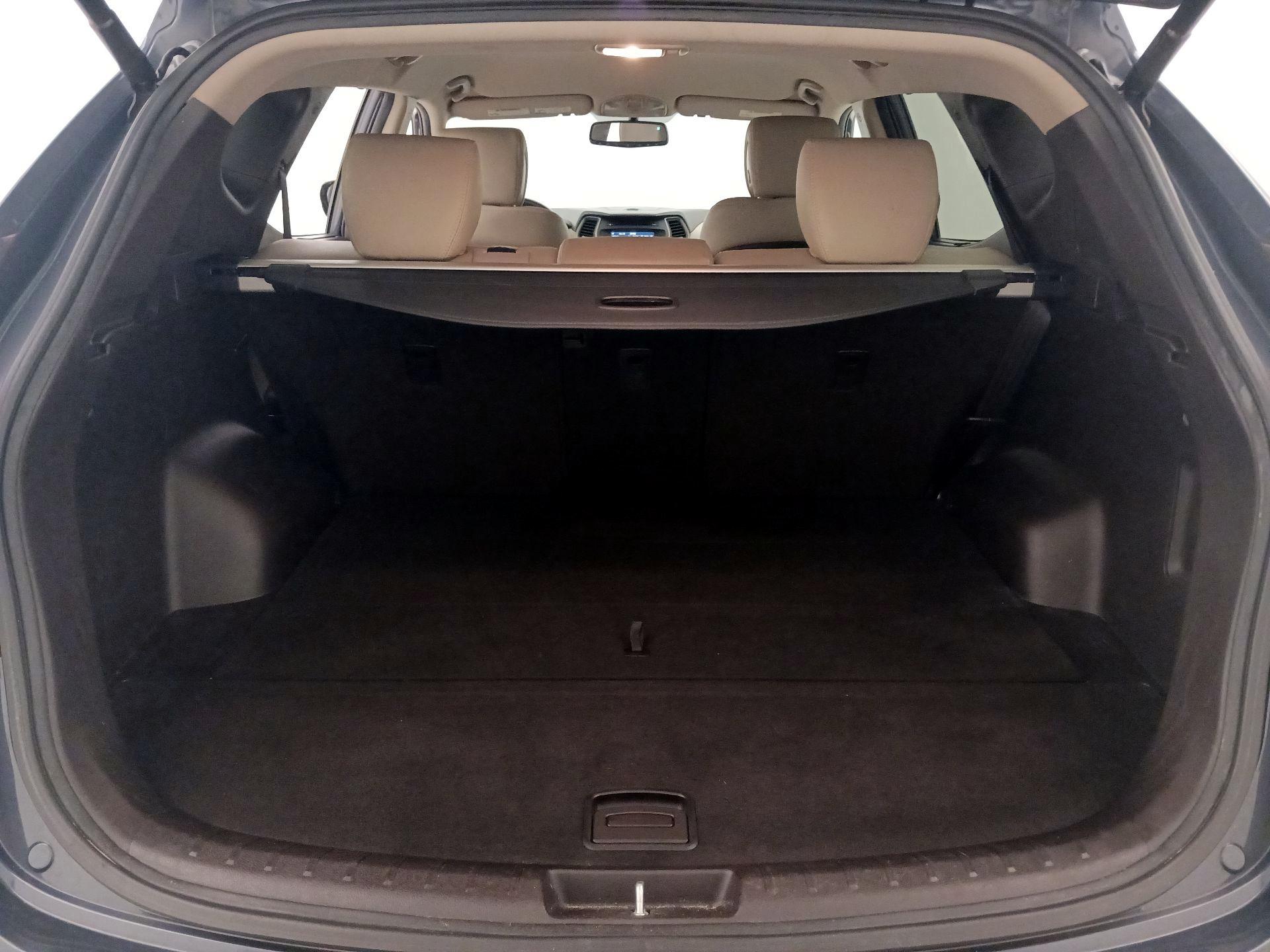 Thumbnail: 2017 Hyundai Santa Fe - 20