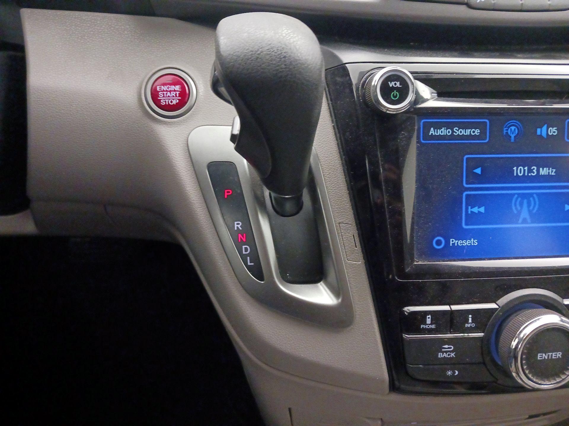 Thumbnail: 2014 Honda Odyssey - 17