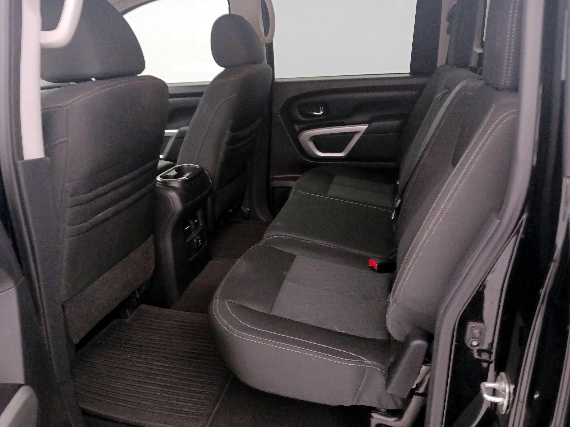 Thumbnail: 2017 Nissan Titan - 20