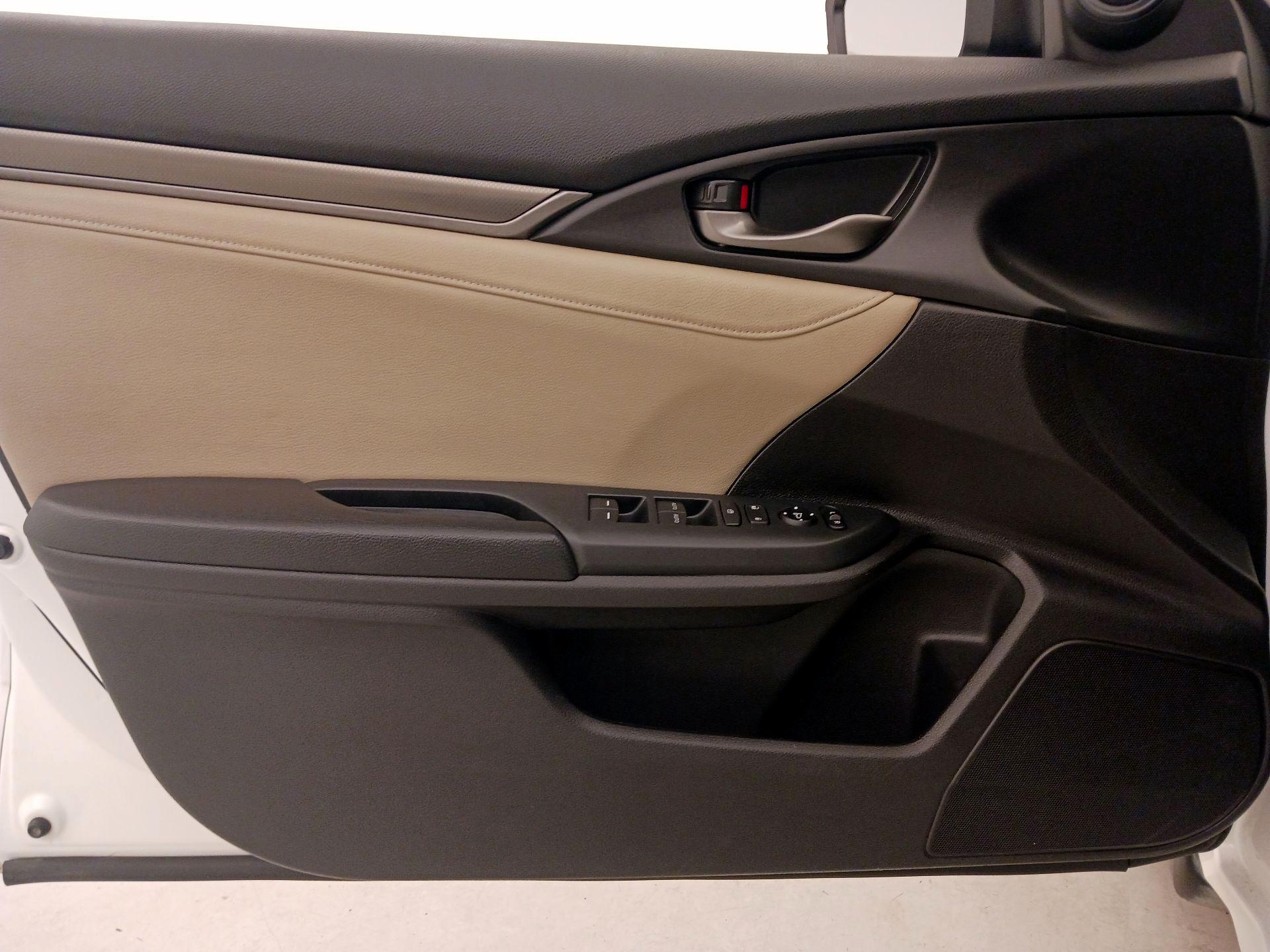 Thumbnail: 2019 Honda Civic - 12