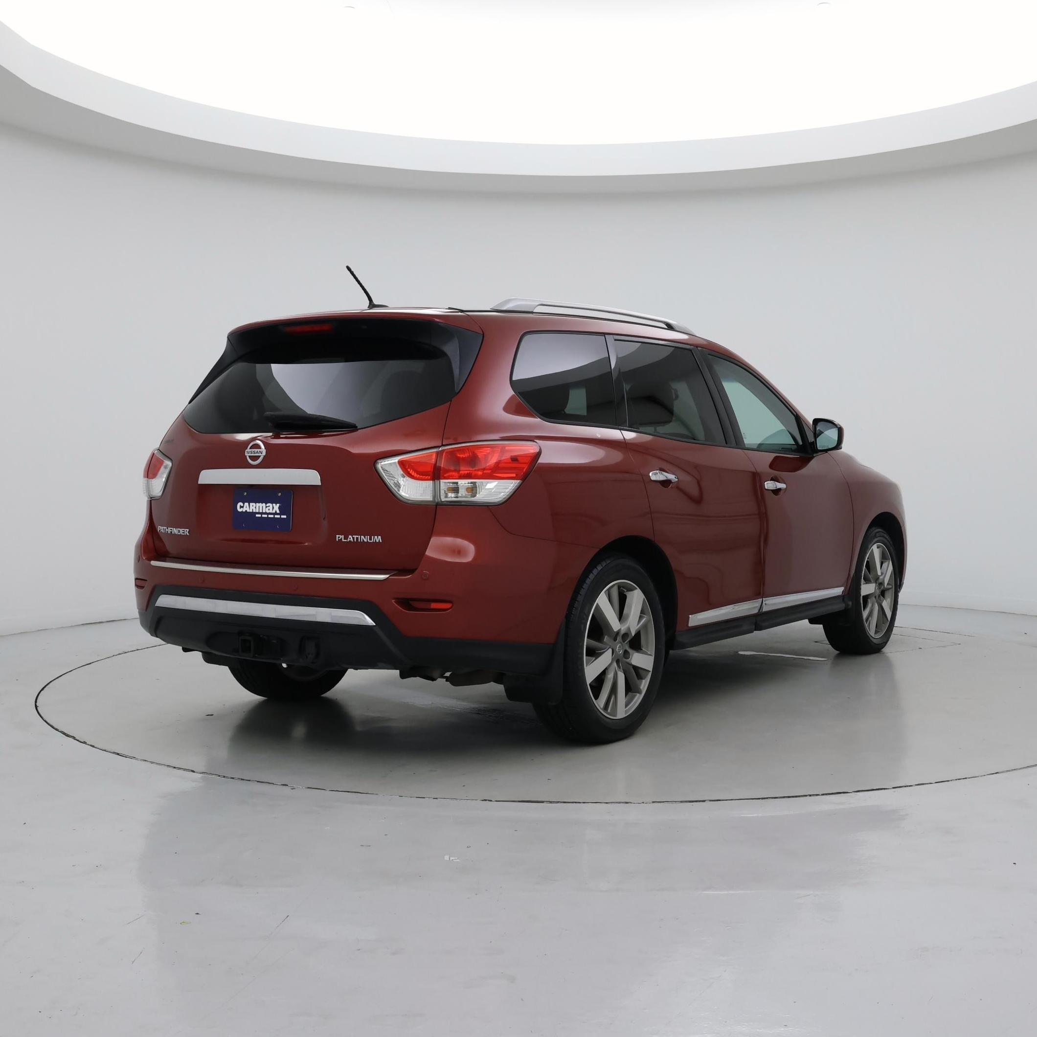 Thumbnail: 2016 Nissan Pathfinder - 8